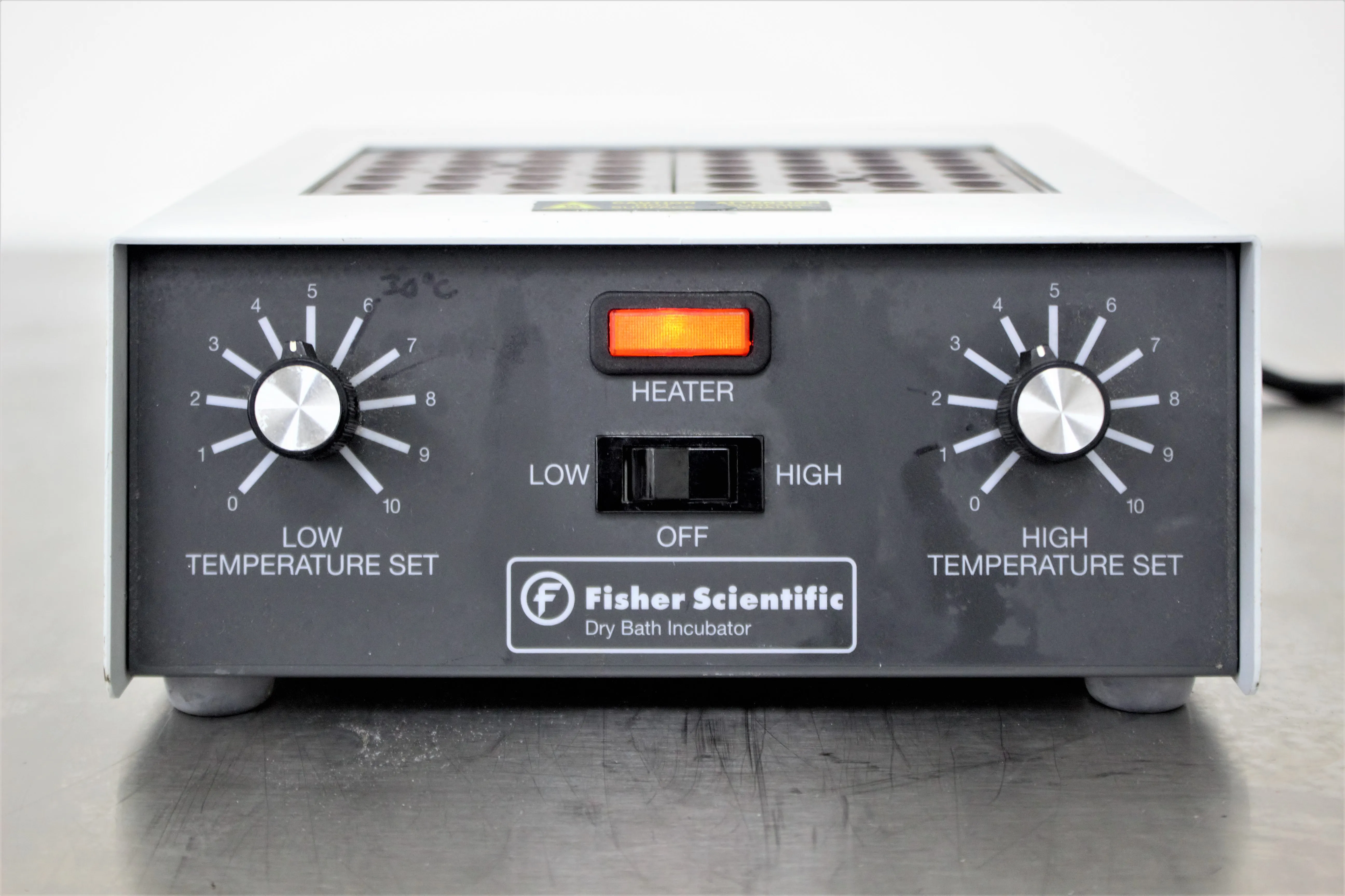 Fisher Scientific Dry Bath Incubator - Low and High Temperature Settings