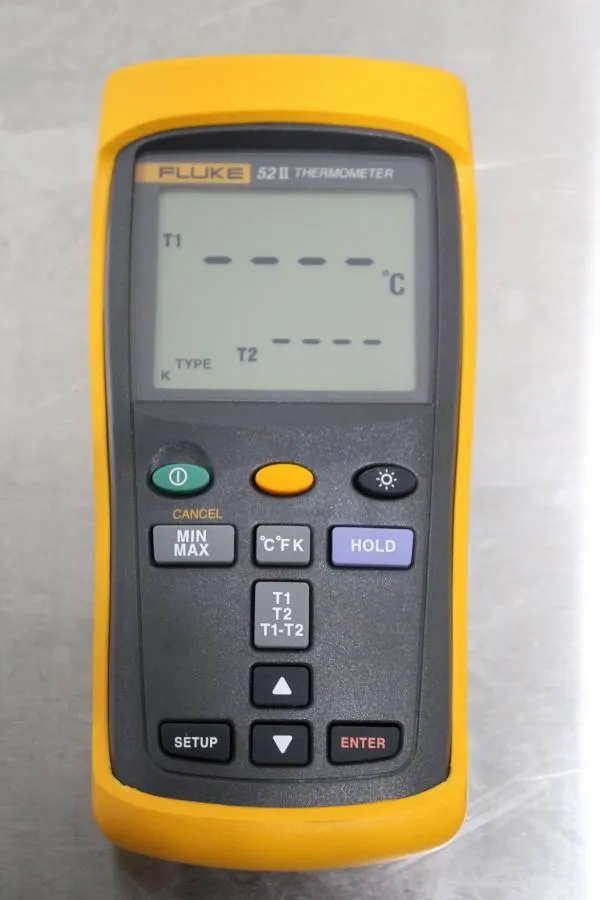 Fluke 52 II Digital Thermometer