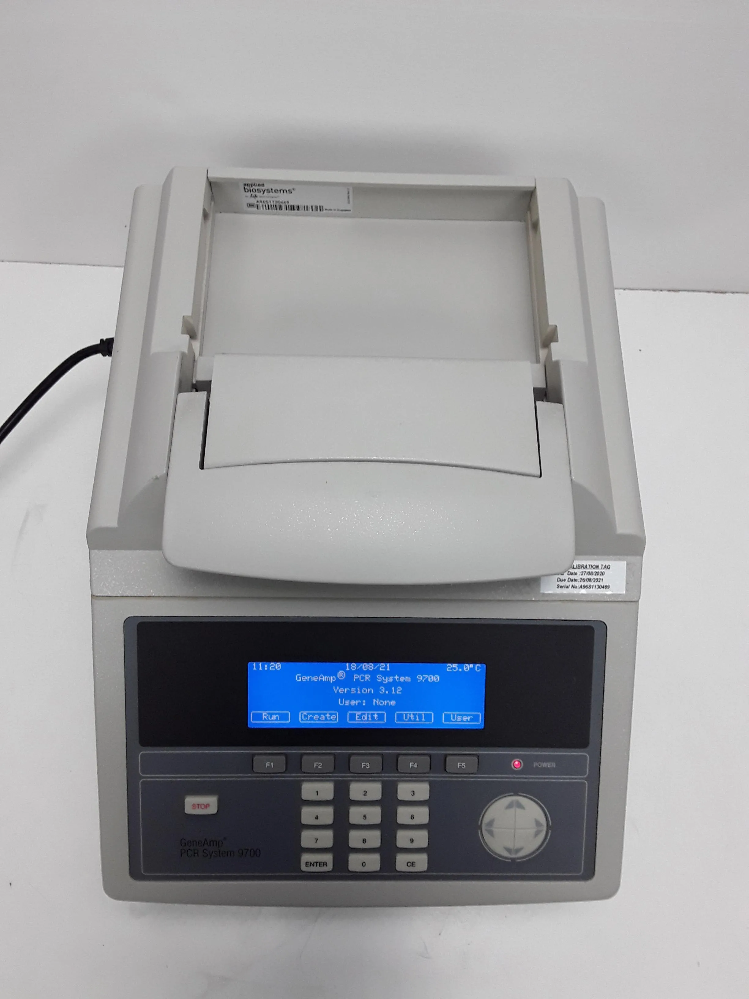 Applied Biosystems GeneAmp PCR System 9700 + 96 Well Interchangeable Block