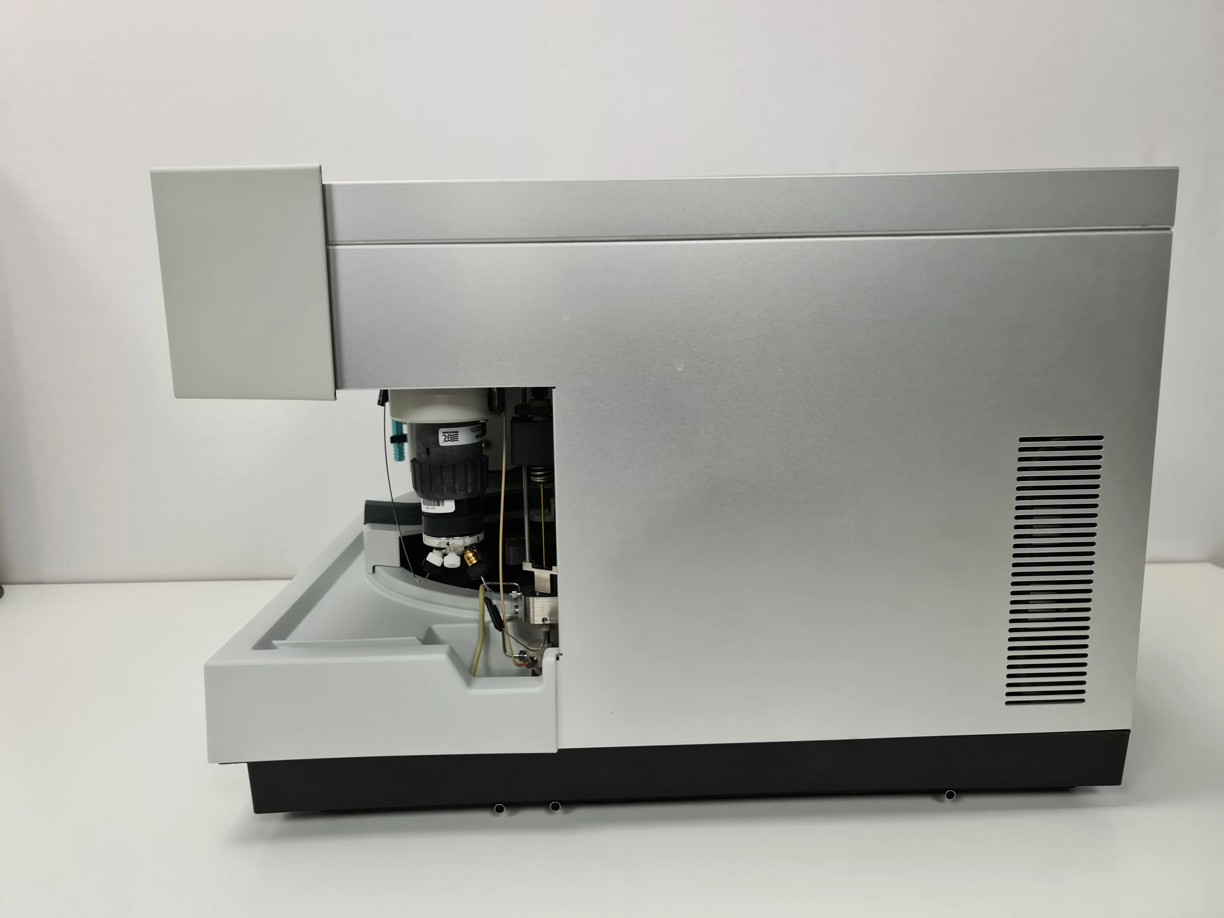 Thermo Scientific Dionex UltiMate Standard Well Plate Autosampler WPS-3000TSL Analytical