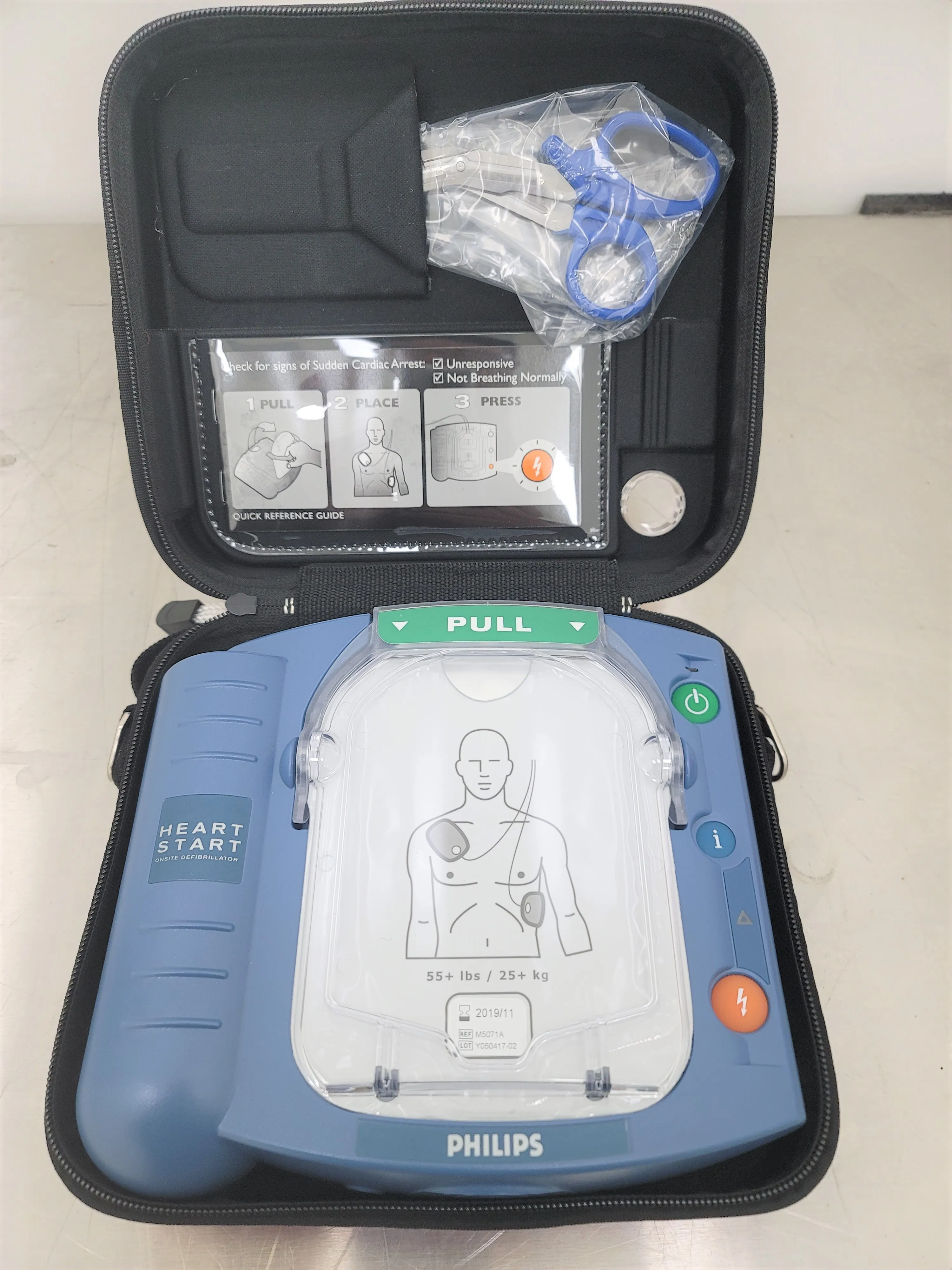 Philips HeartStart OnSite AED Defibrillator with 30-Day Warranty