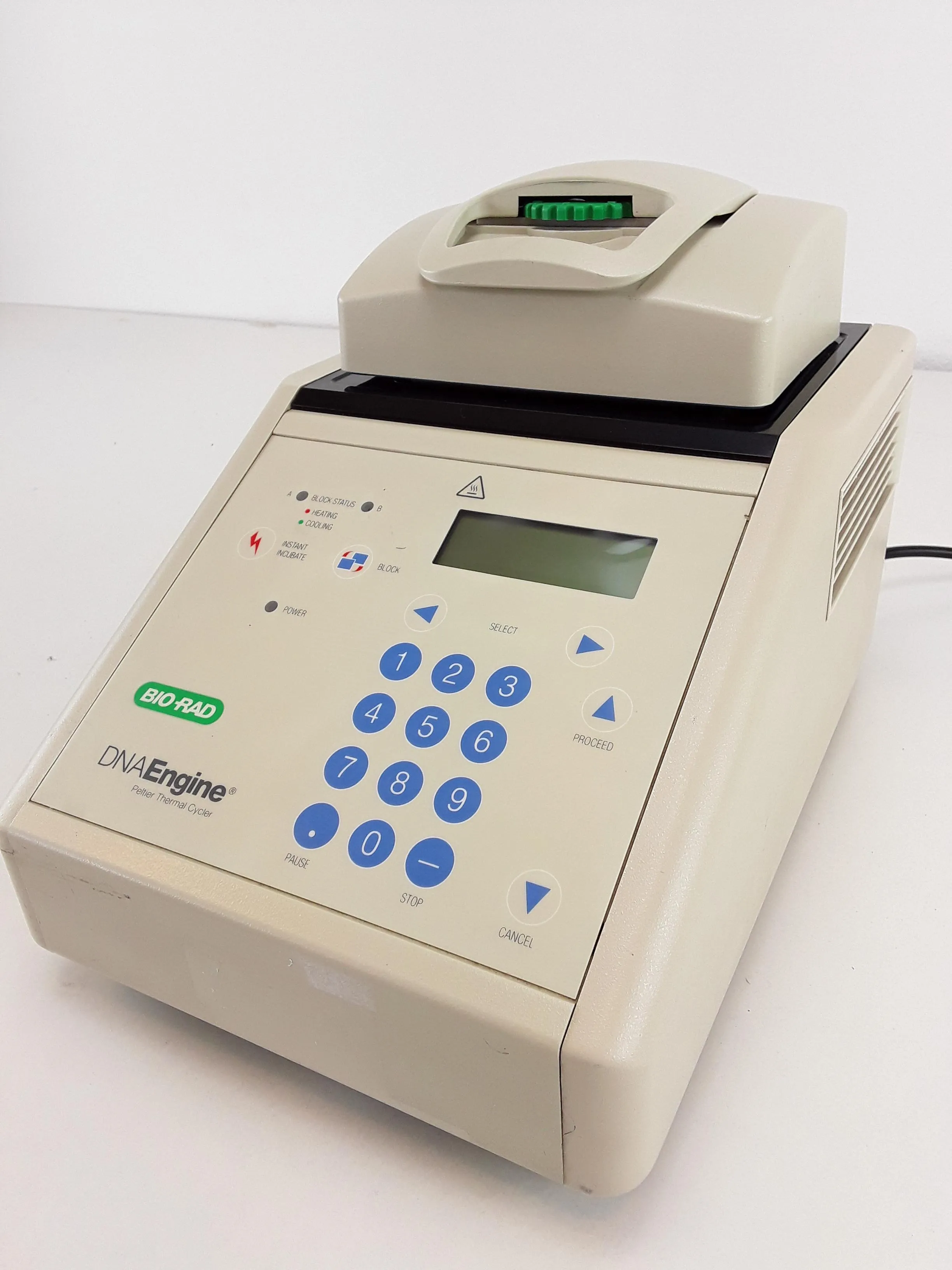 Bio Rad PTC-200 PCR Thermal Cycler