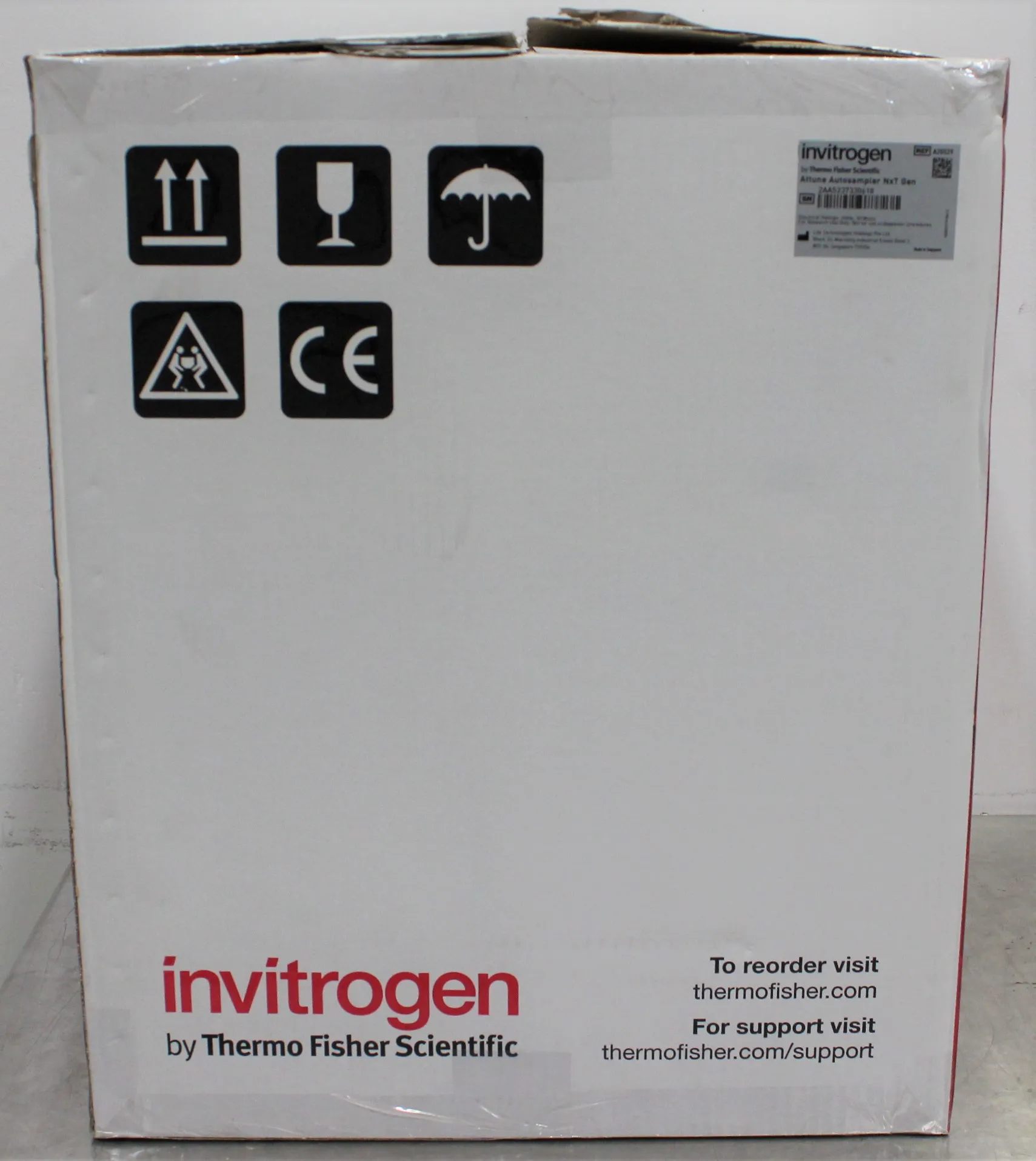 Invitrogen Attune Autosampler A25529 - New other (see details)