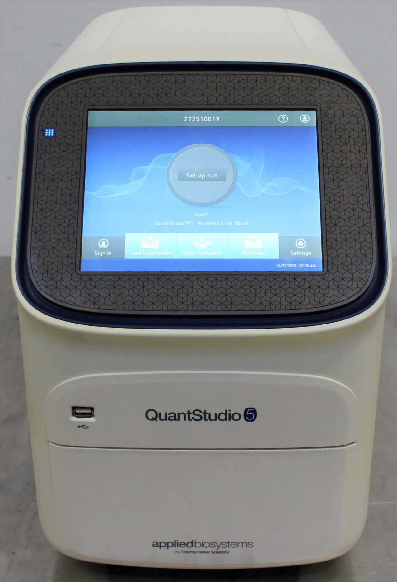 Applied Biosystems QuantStudio 5 Real-Time PCR System A28133R