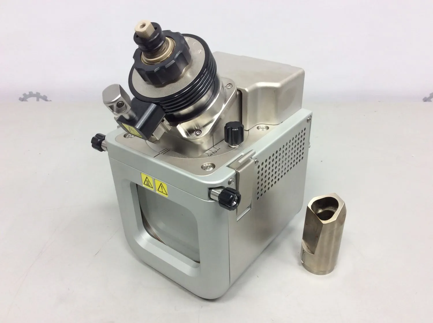 Thermo Ion Max P/N: 80000-60345 Electrospray with Capillary Interface