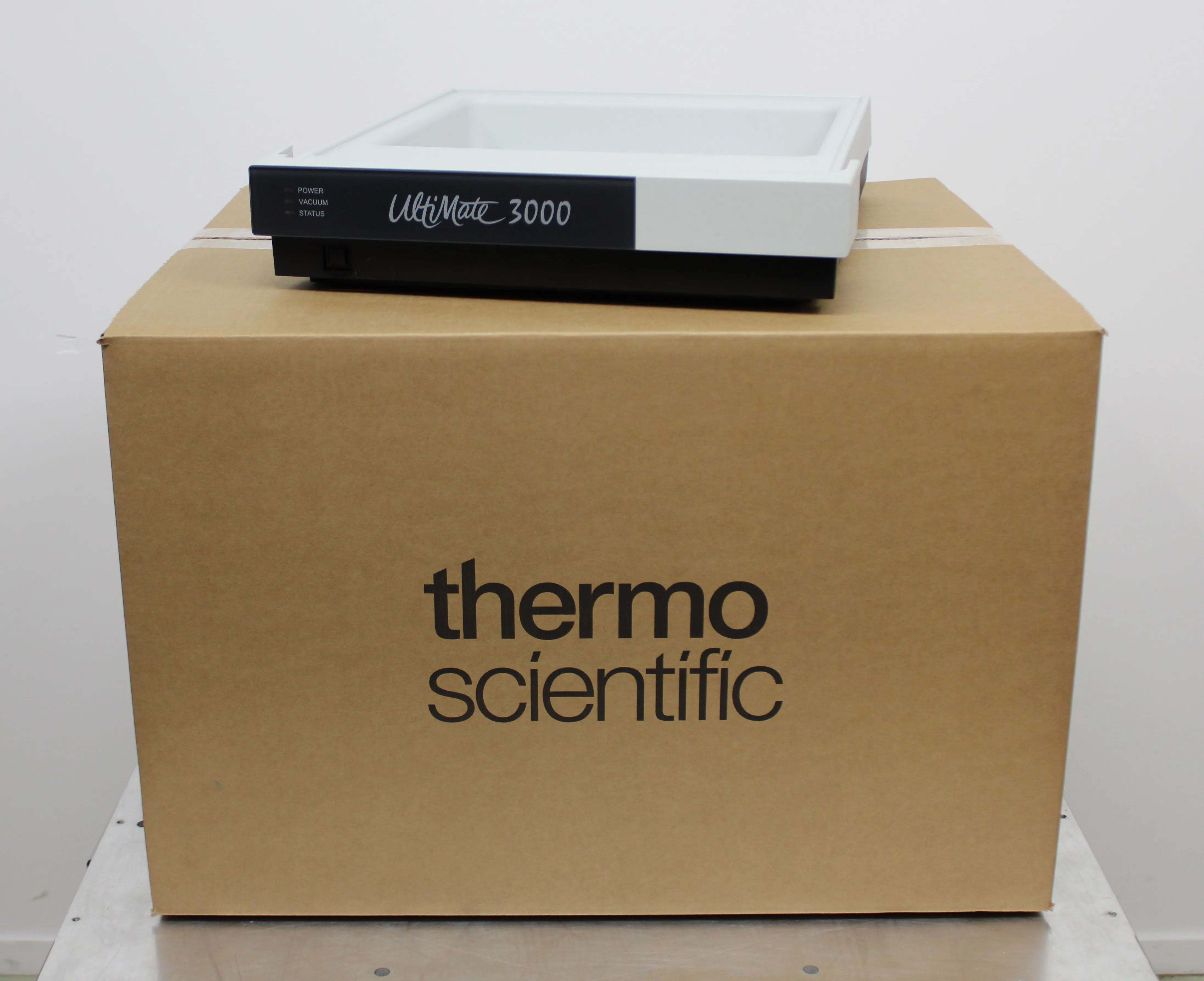 Thermo Fisher SRD-3600 Solvent Rack with Degasser