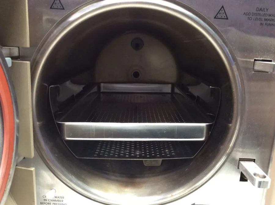 Sybron Castle Barnstead C2250 Laboratory Sterilizer Autoclave