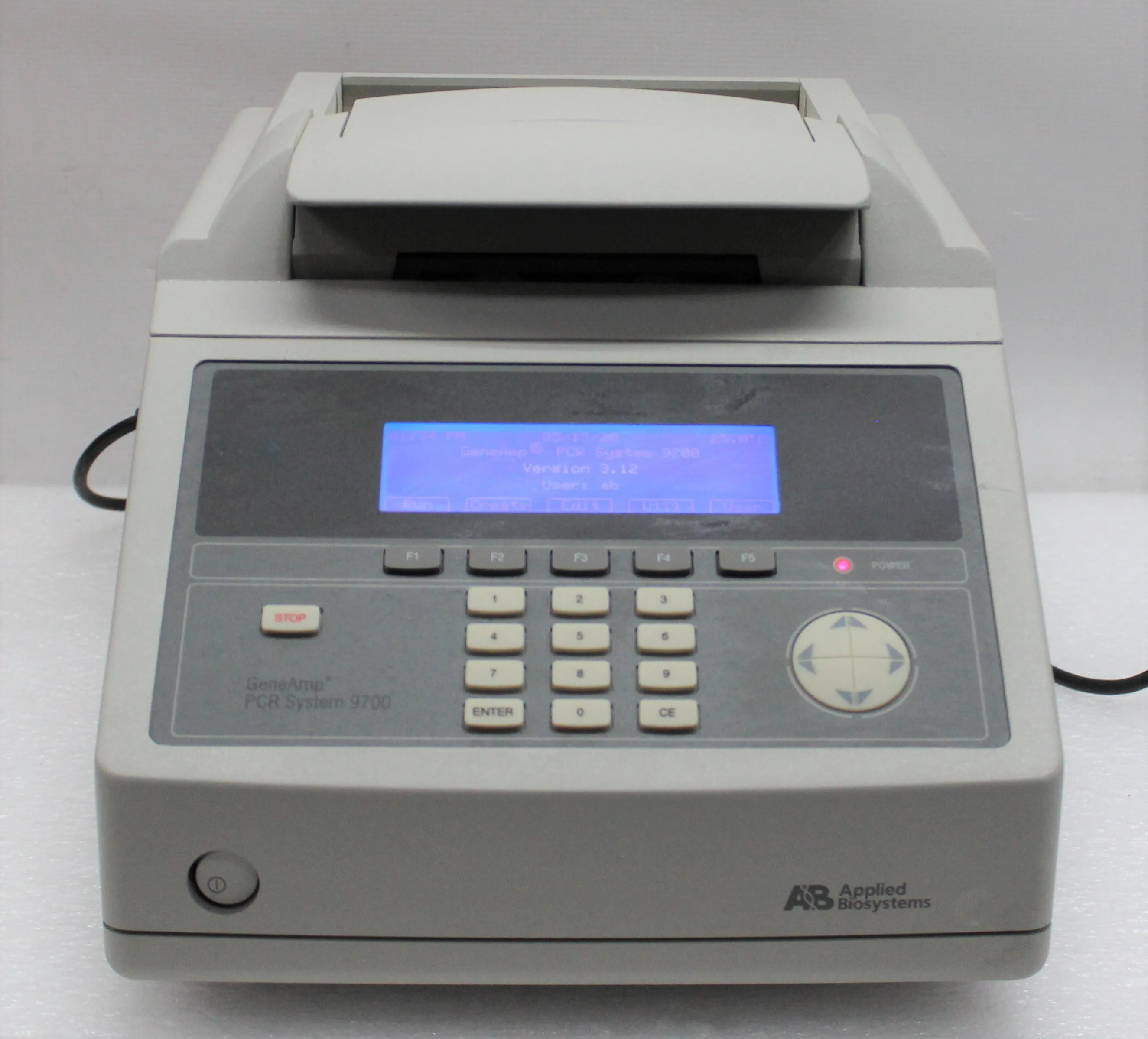 Applied Biosystems 9700 PCR Thermal Cycler N8050200