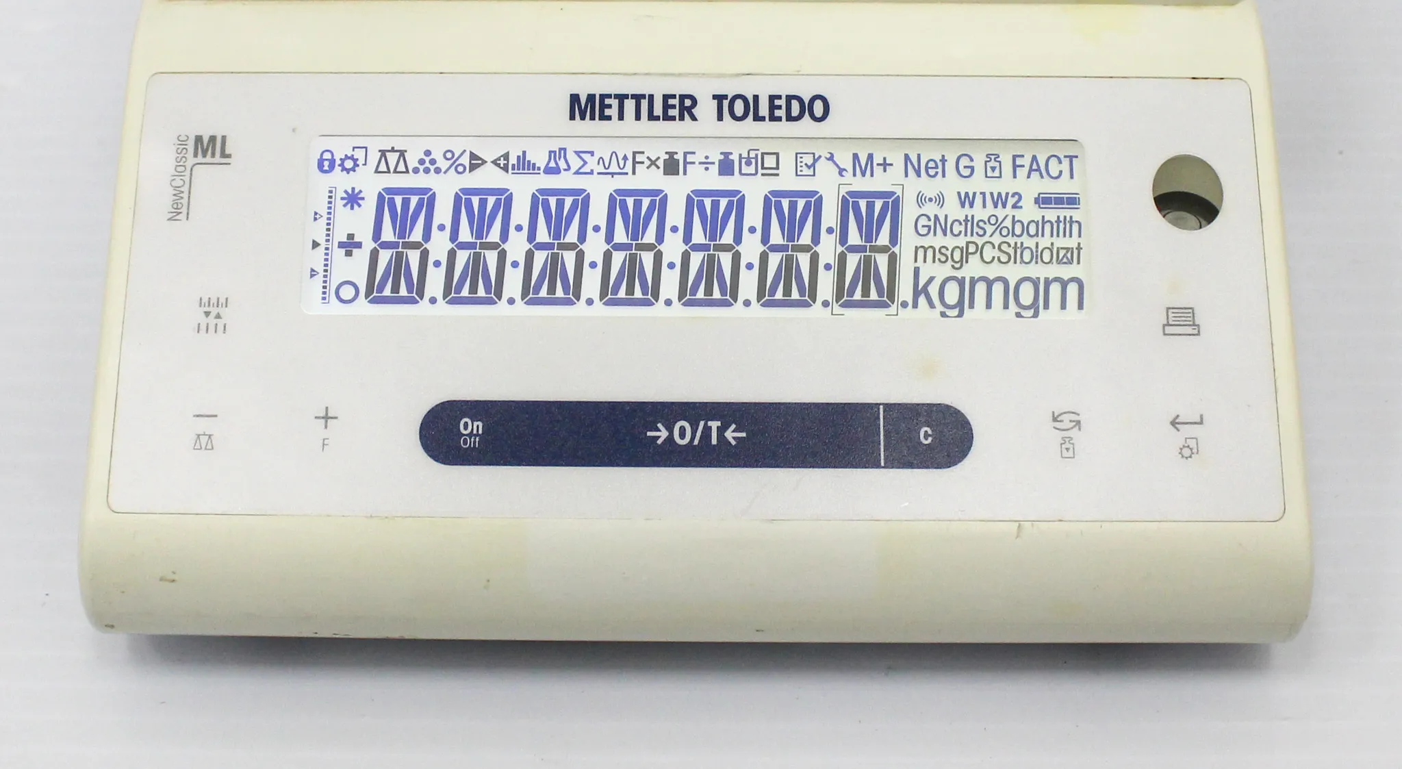 Mettler-Toledo New Classic MF Analytical Balance ML104/03