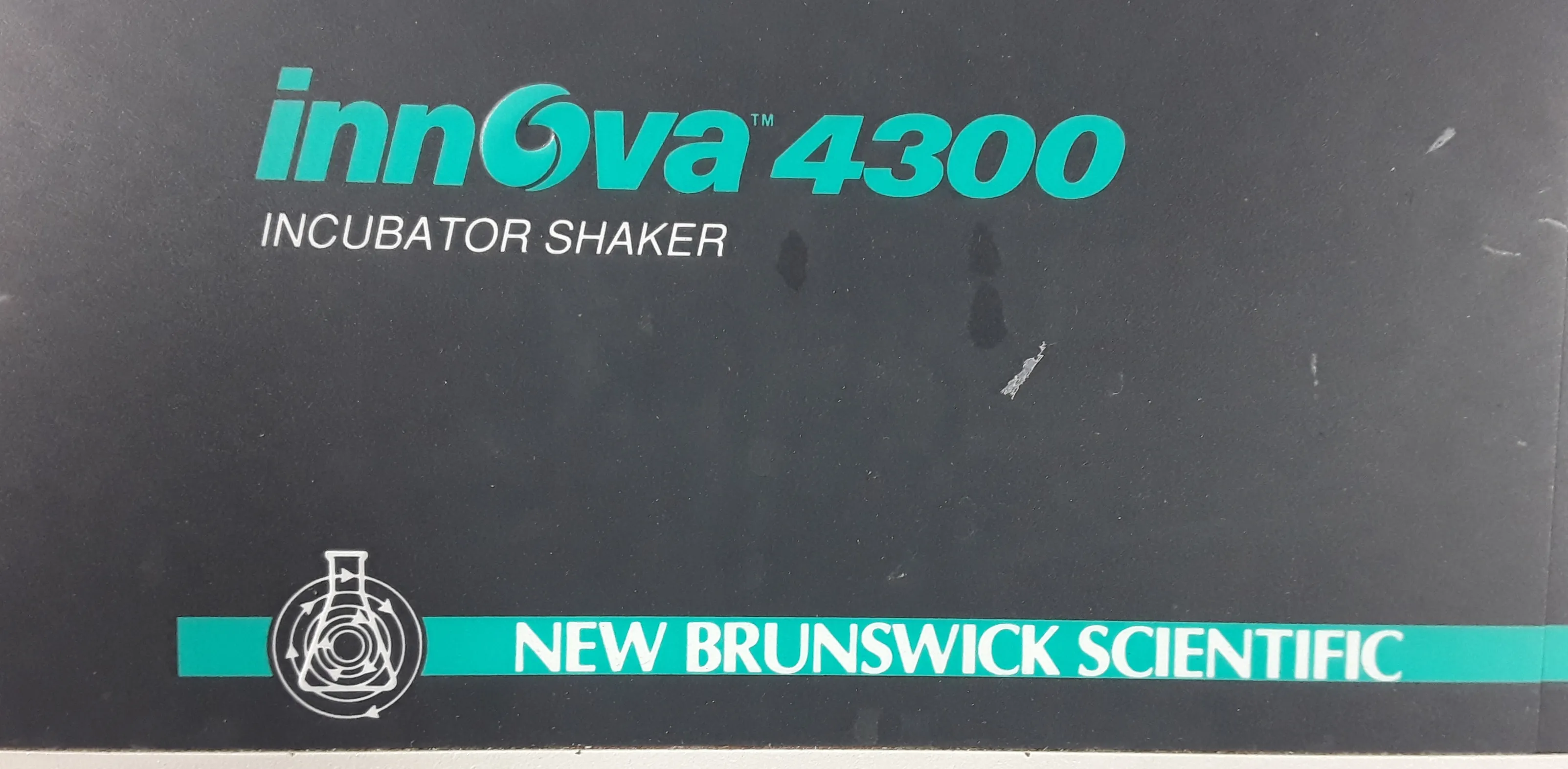 Used New Brunswick Innova 4300 Incubator Shaker 120V/220V 50Hz/60Hz 30-Day Warranty