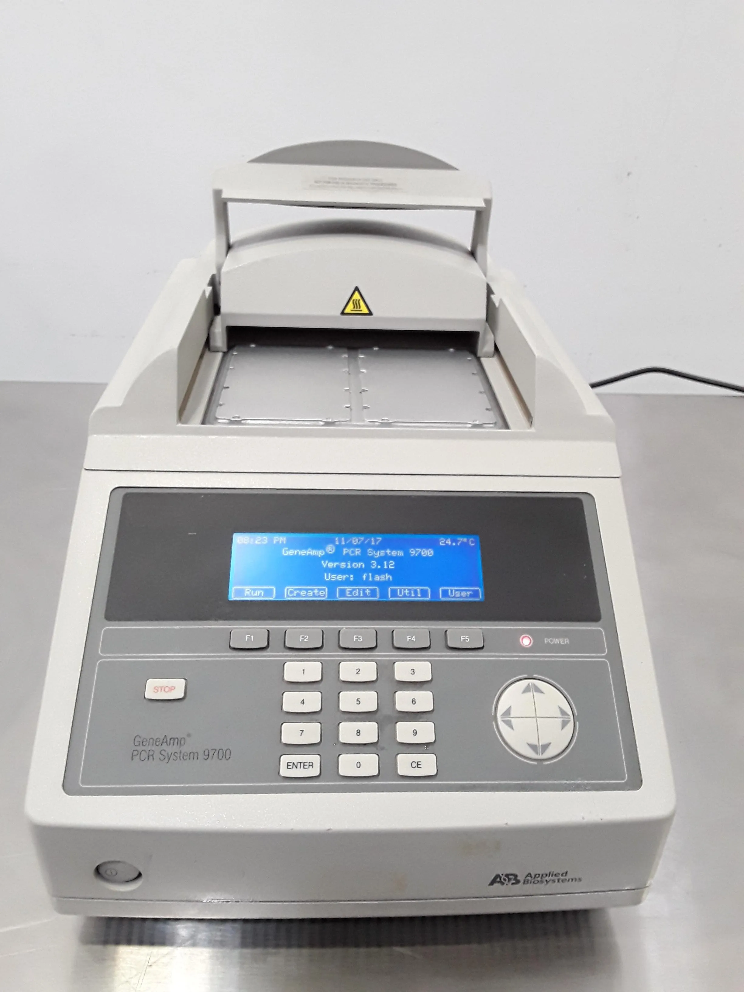 Applied Biosystems 9700 PCR Thermal Cycler