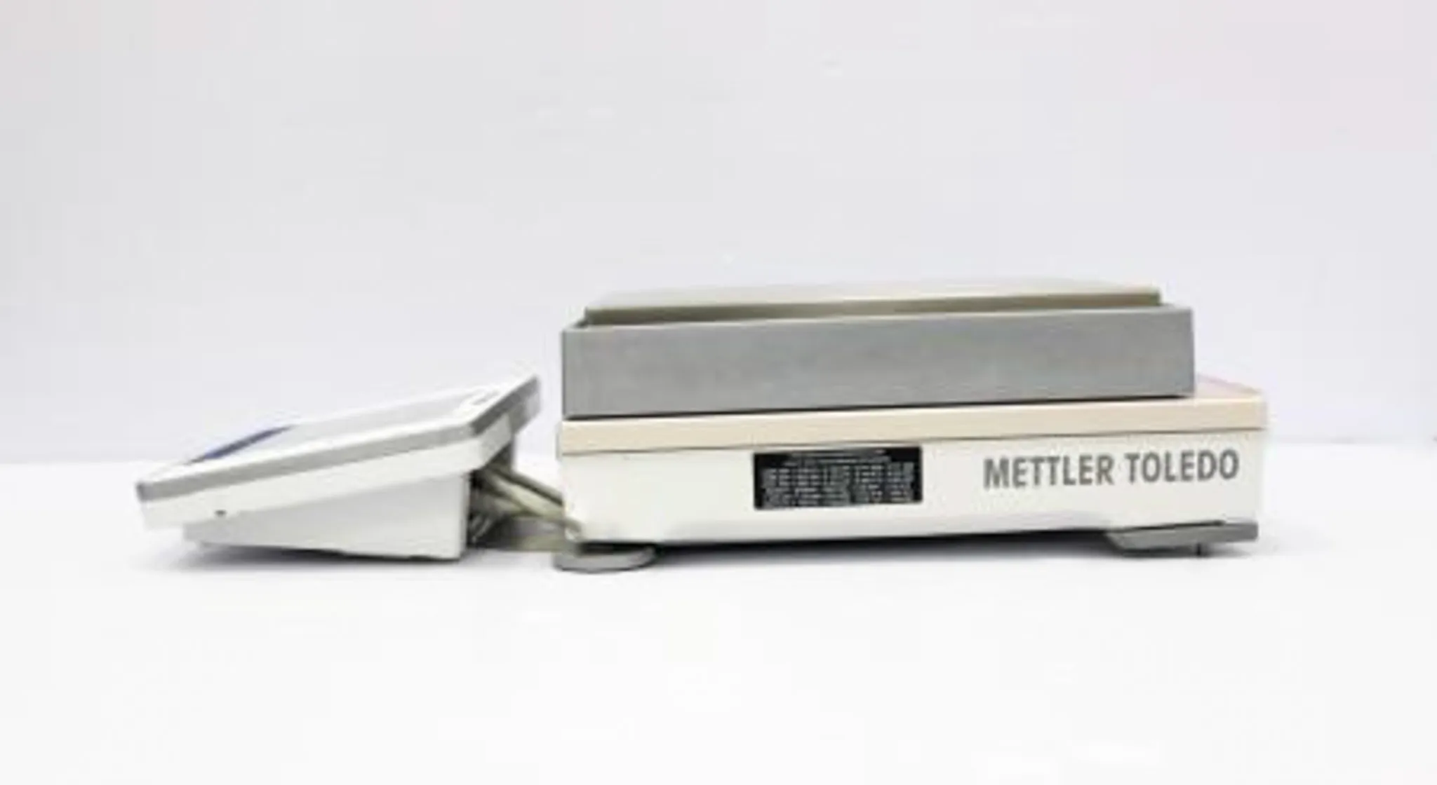 Mettler Toledo XPE4002S Precision Balance