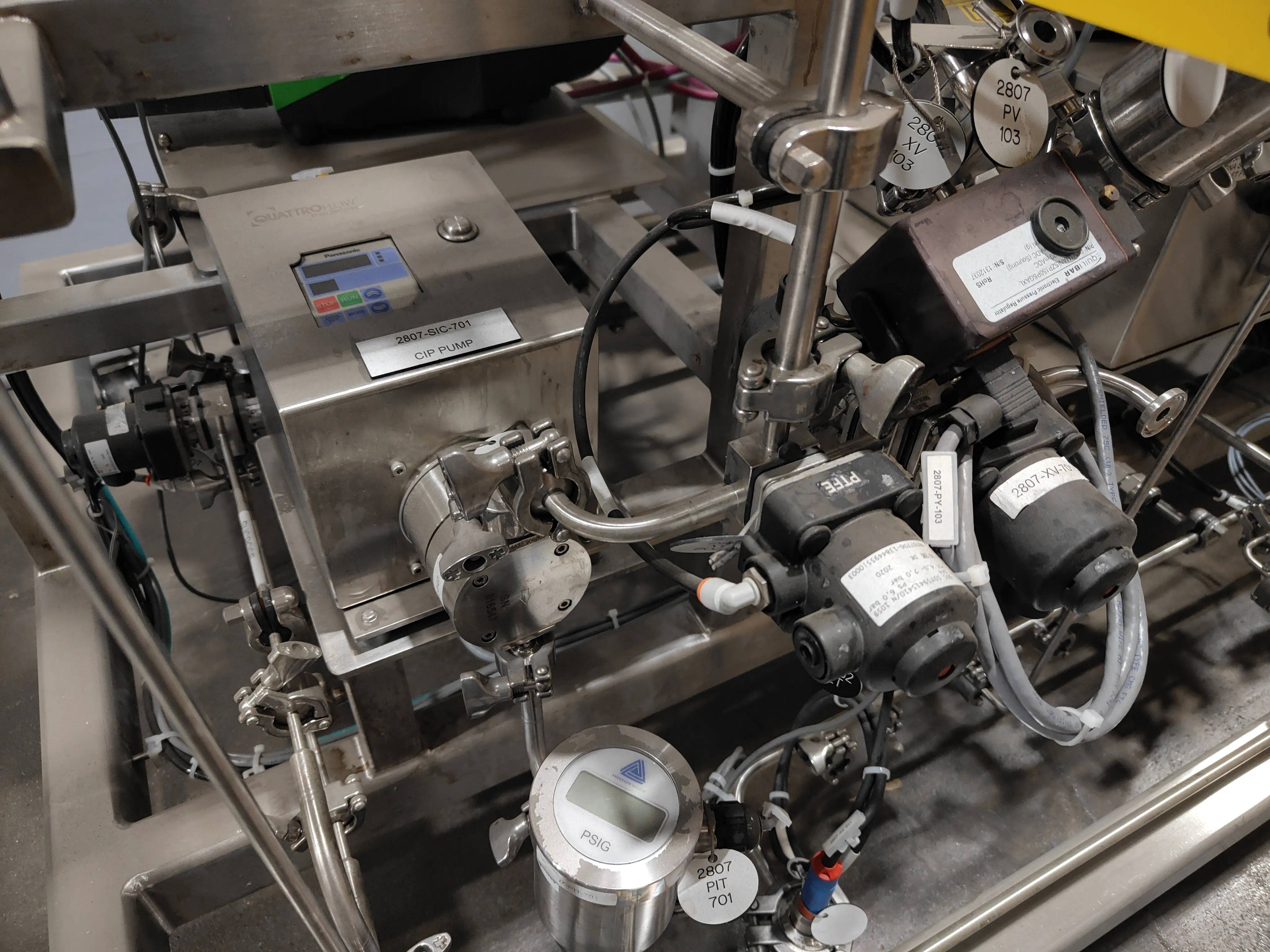 BioPharma Engineered Systems: FLNP T-Mixing Skid