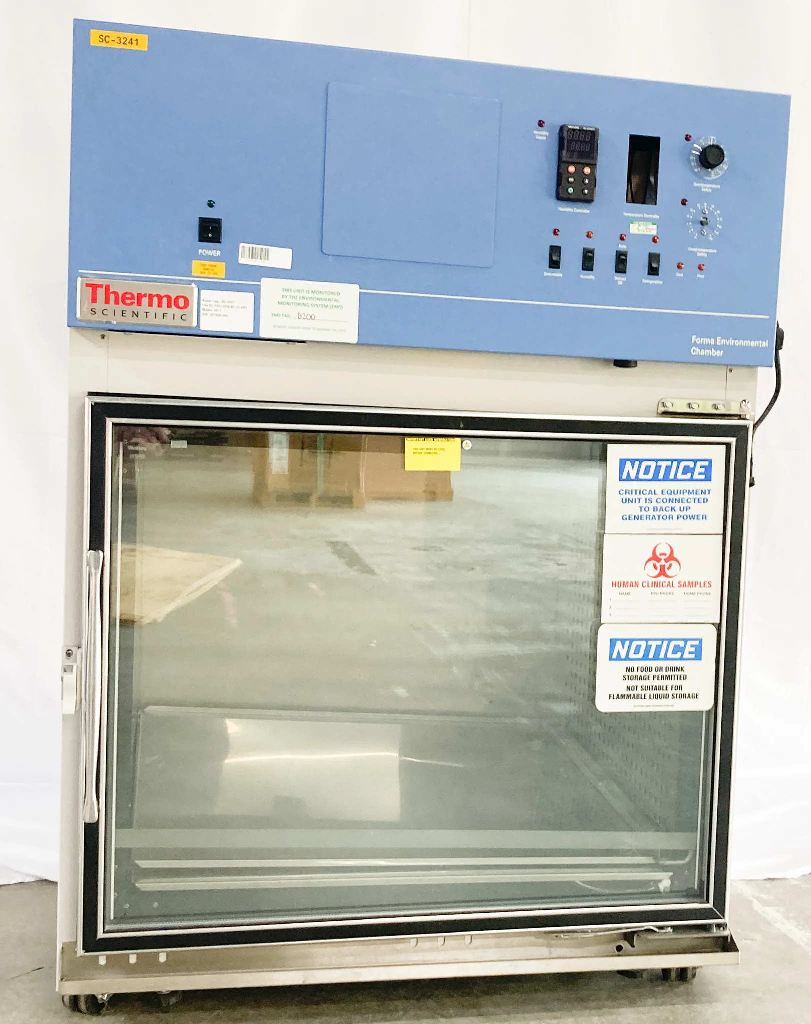 Thermo Scientific Forma Environmental Chamber, Model 3911