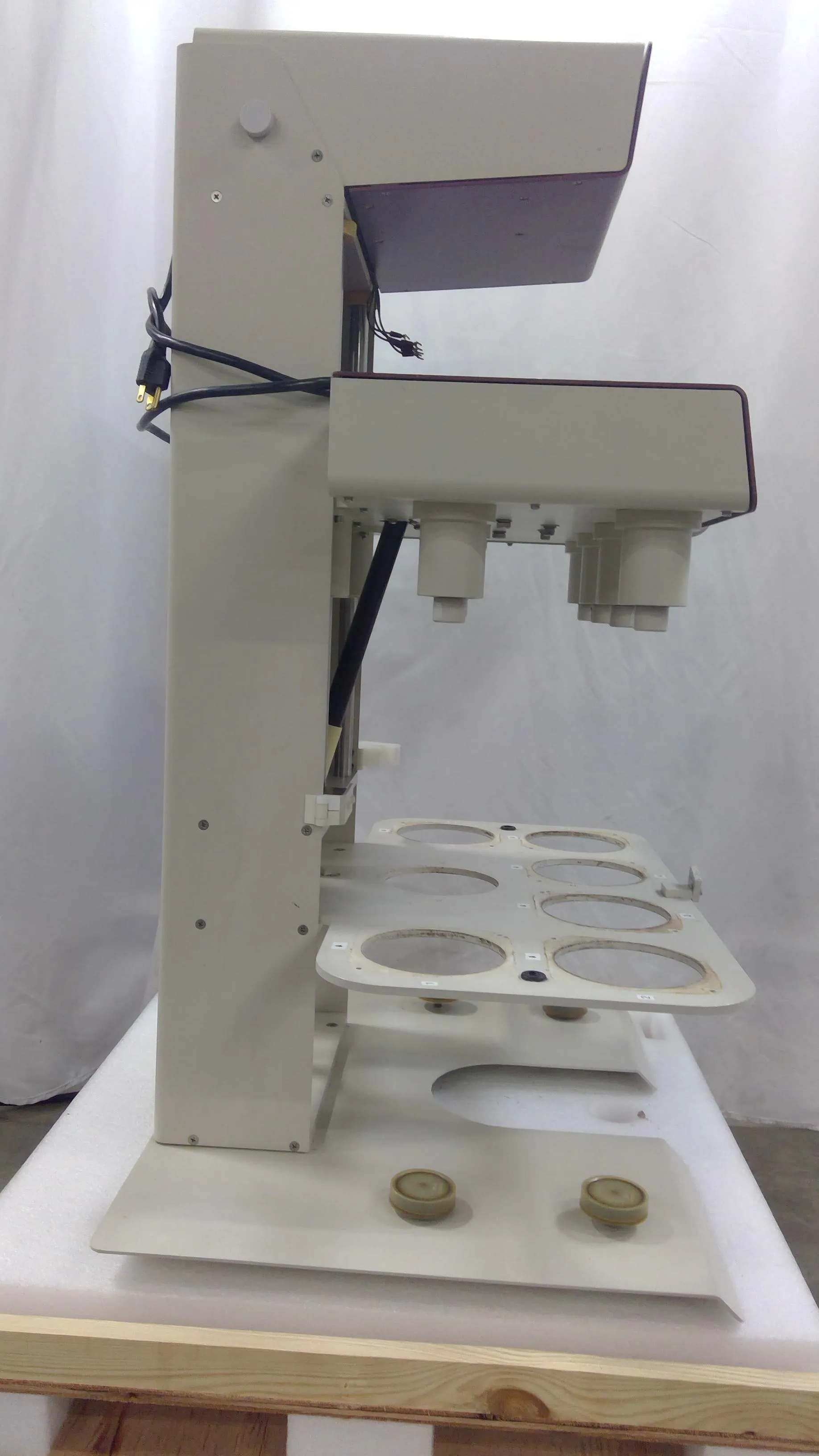 Distek Model 2100A Dissolution Test System