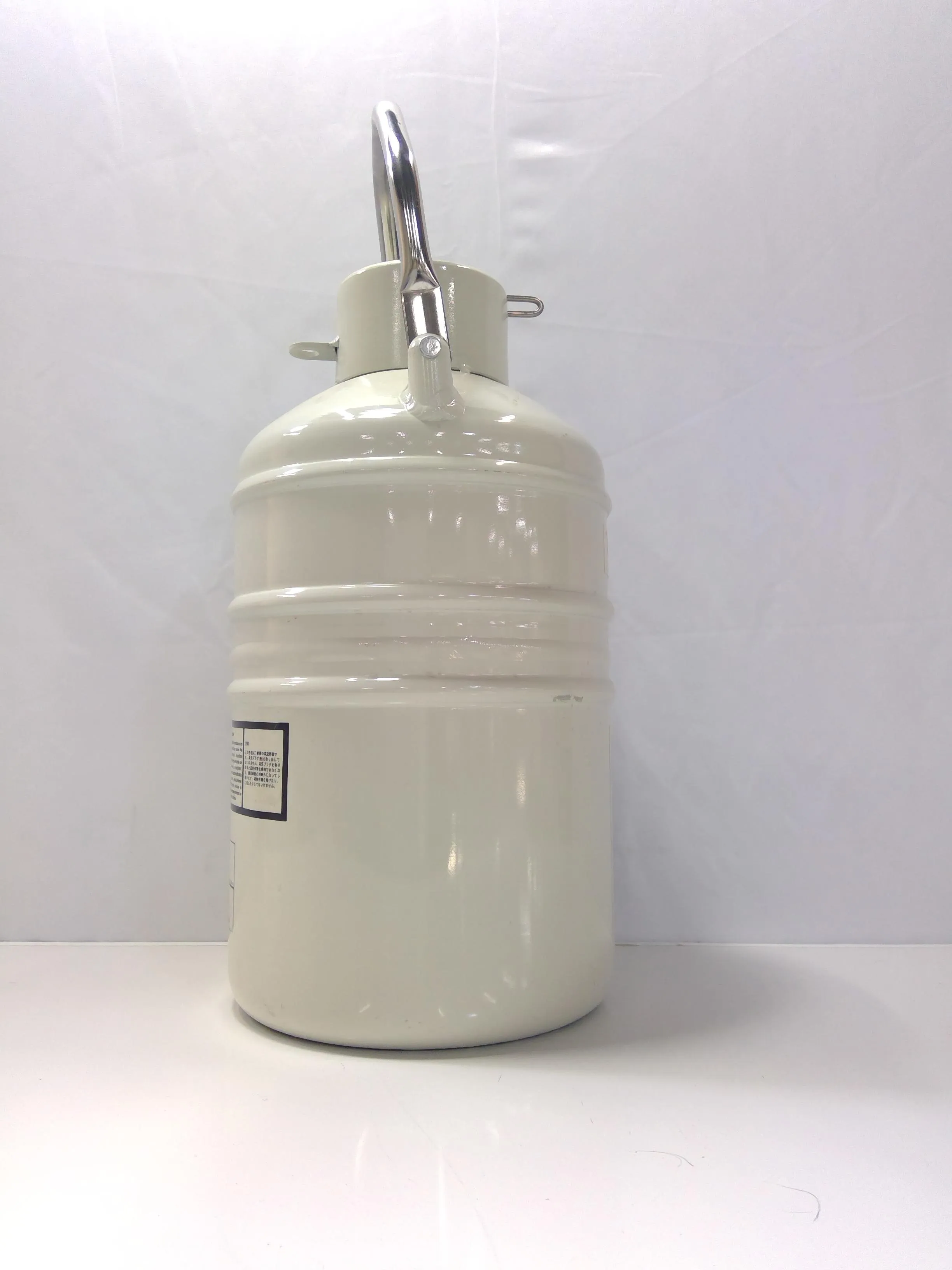 Thermo Scientific 819 Arctic Express Transport Dewar / Cryotank 4.3L