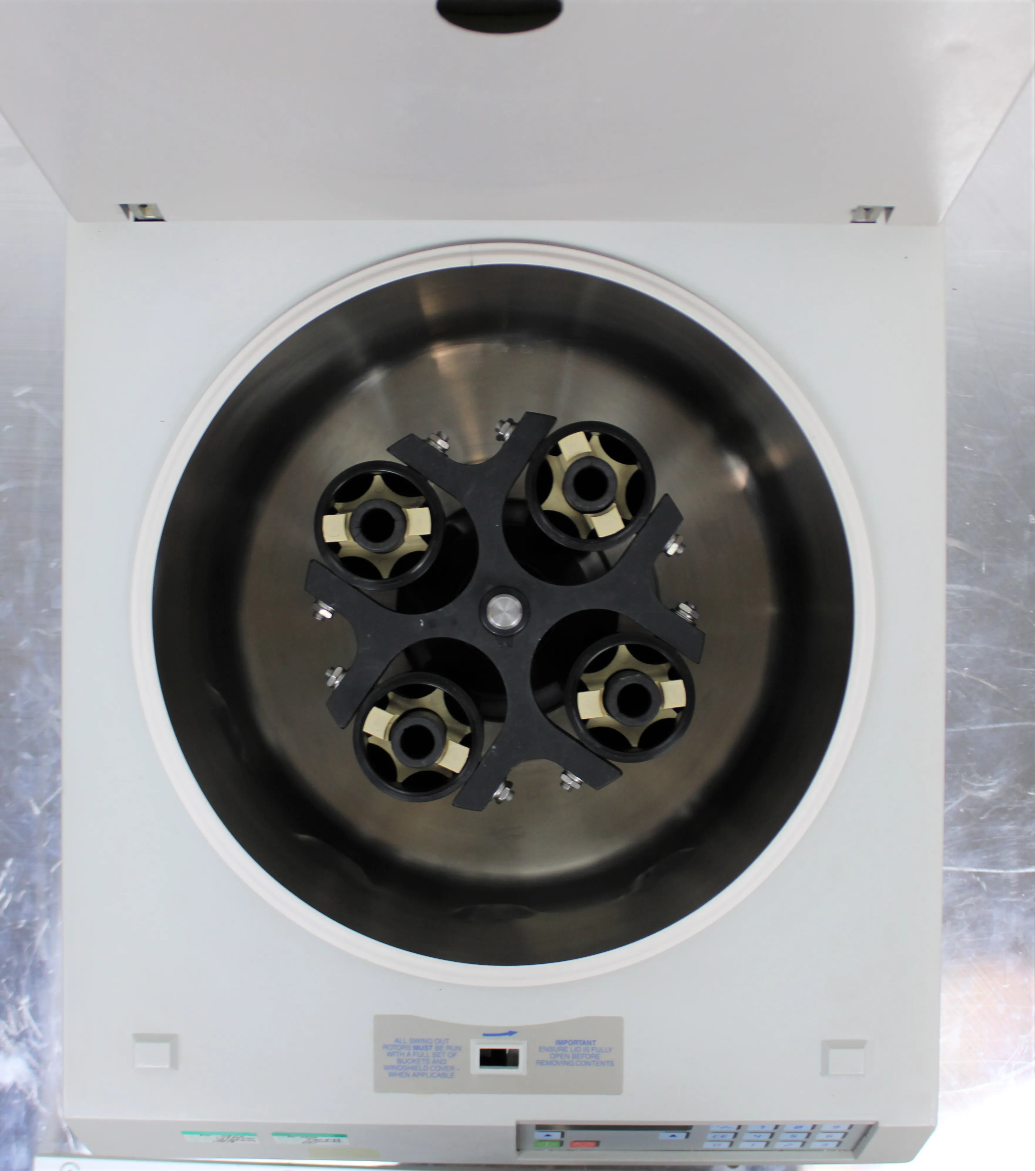 MSE Mistral 2000 Centrifuge with Refrigeration