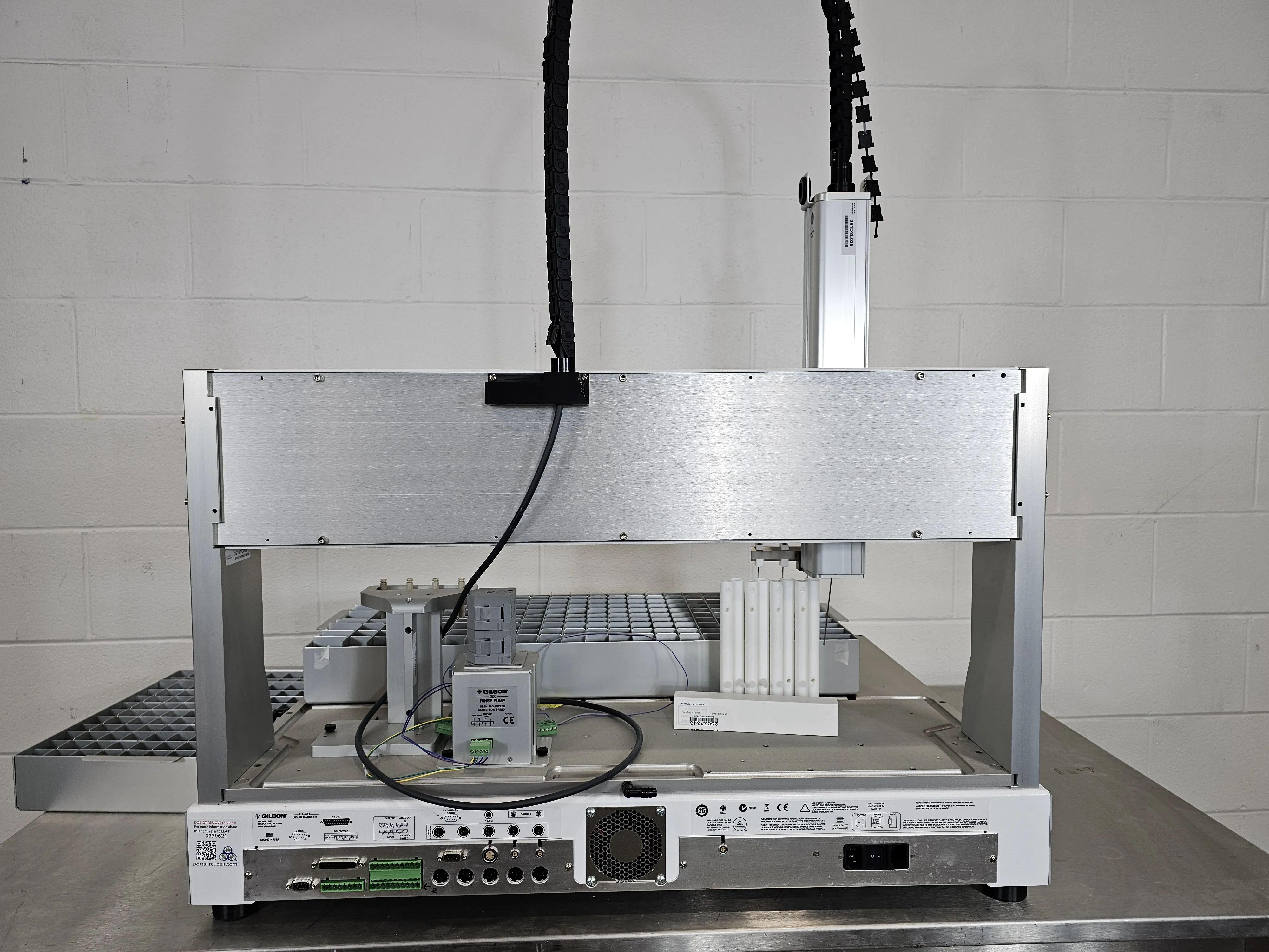 Gilson GX-281 Liquid Handler with GX Solvent System for HPLC Systems