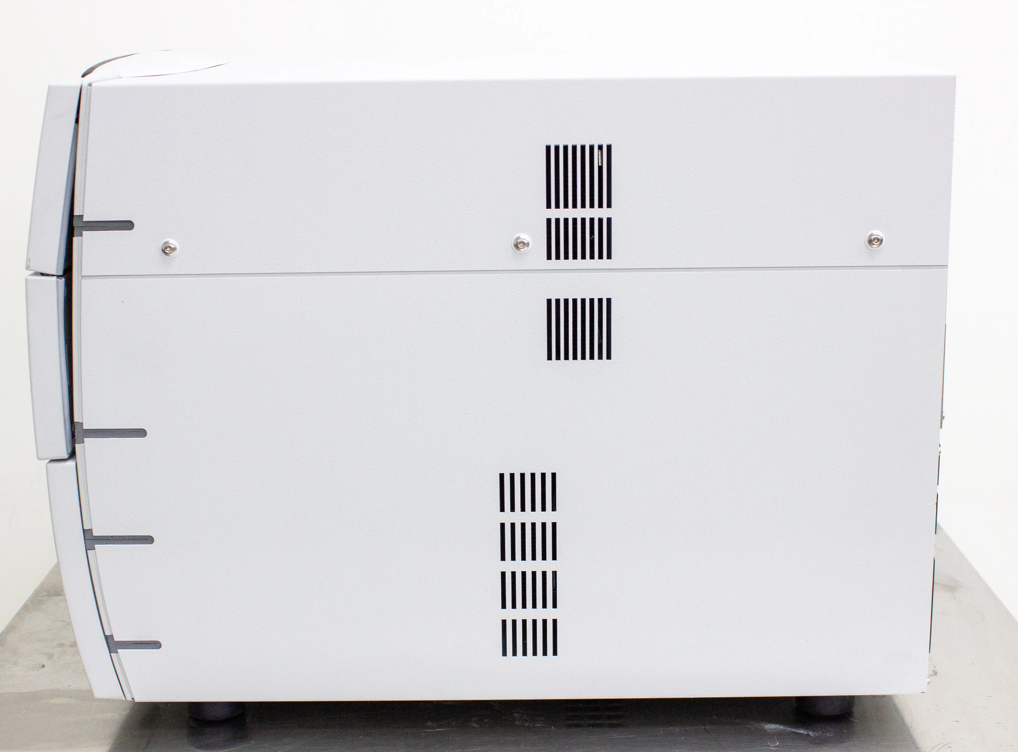 Thermo Scientific Dionex ICS-6000 DC-6 Detector/Chromatography Module P/N 22181-60040