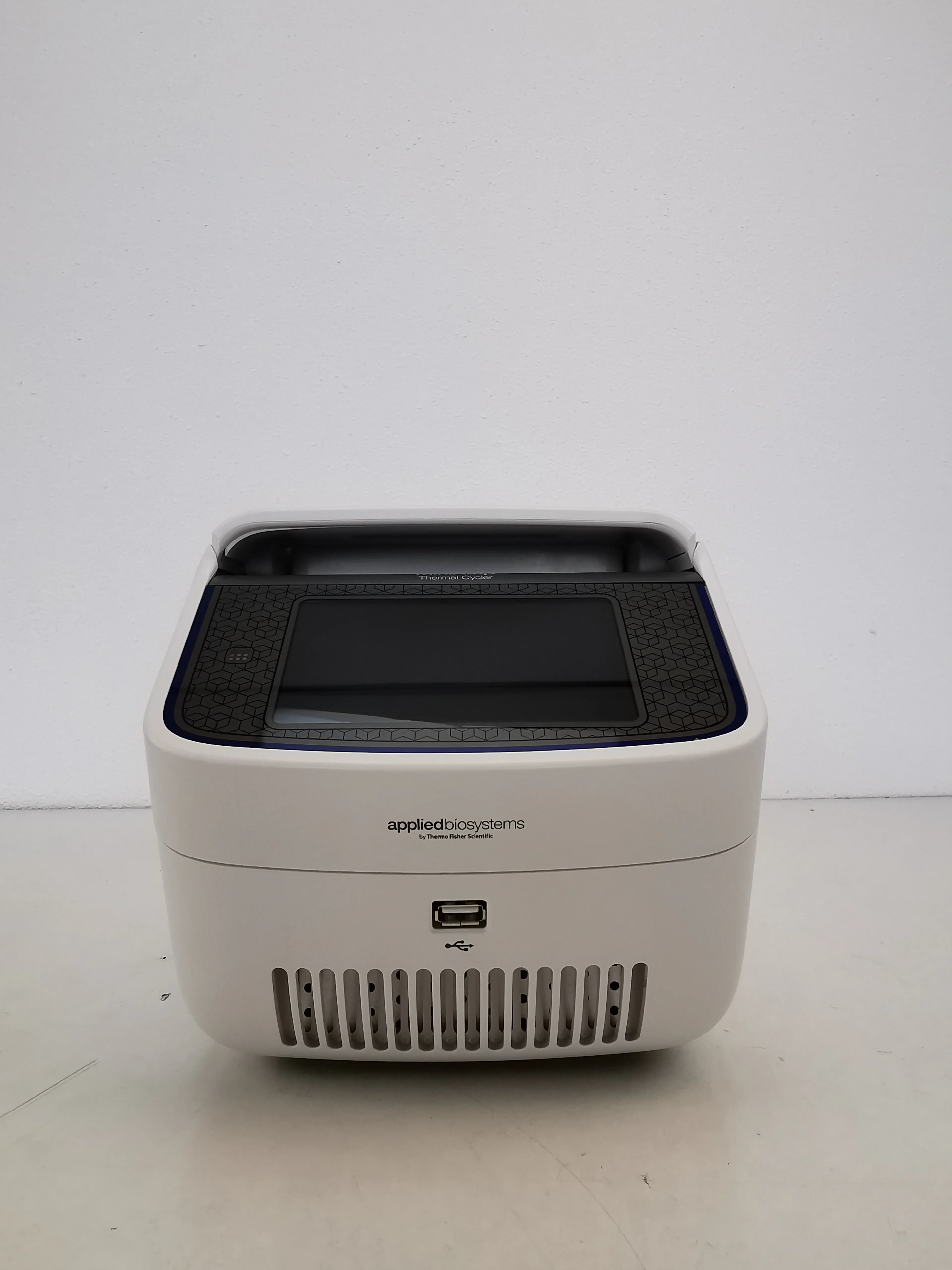 Applied Biosystems A37029 MiniAmp Thermal Cycler PCR Machine 96-Well Plate Capacity