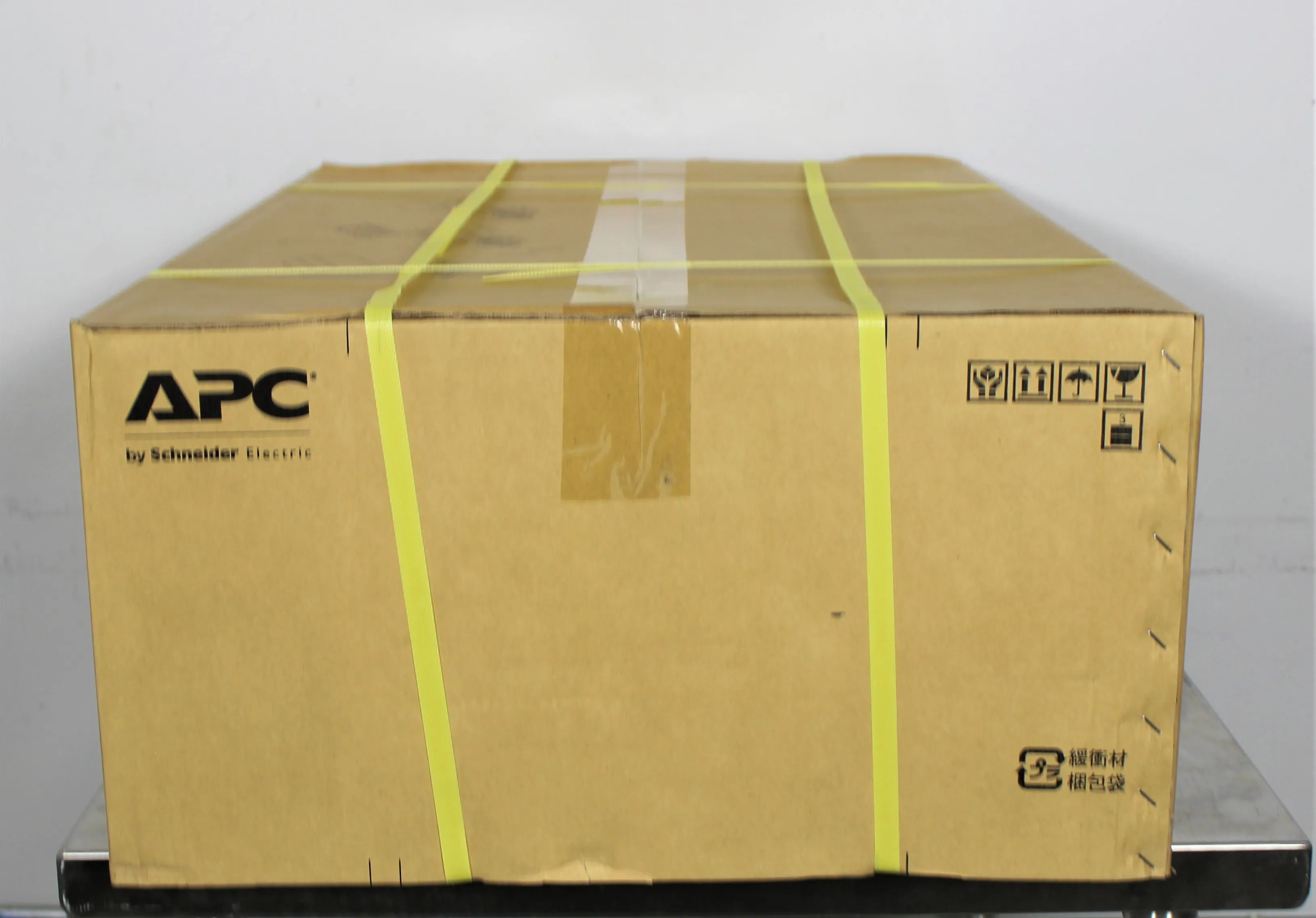 APC SRT5KRMXLT UPS