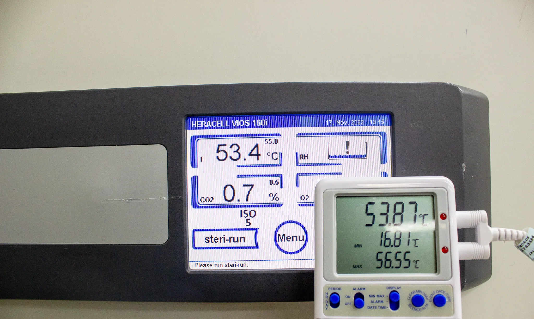 Thermo HERAcell Vios 160i Dual Chamber Double Stack CO2 Incubator 51030410