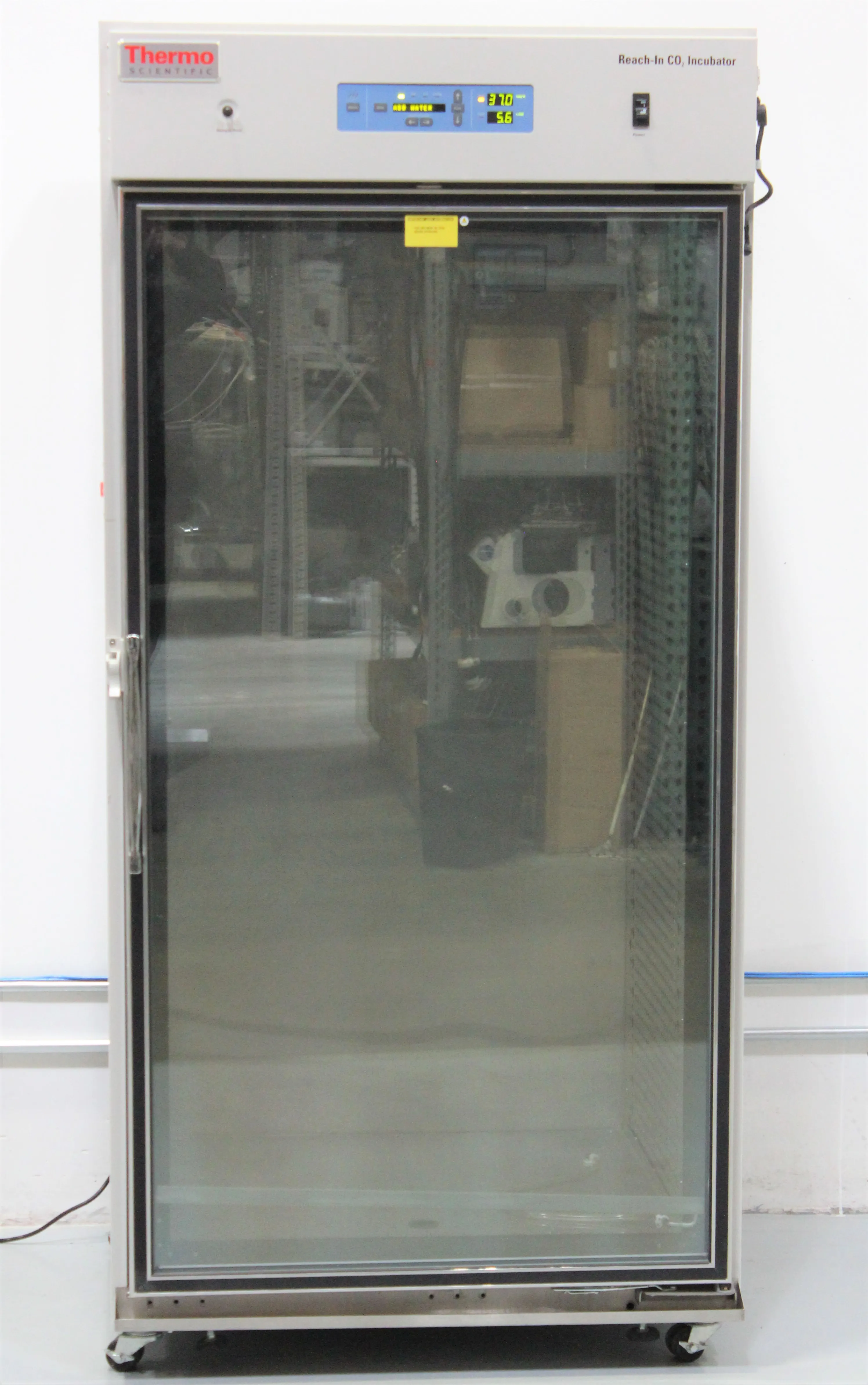 Thermo Scientific Large-Capacity CO2 Incubator 3950 Model