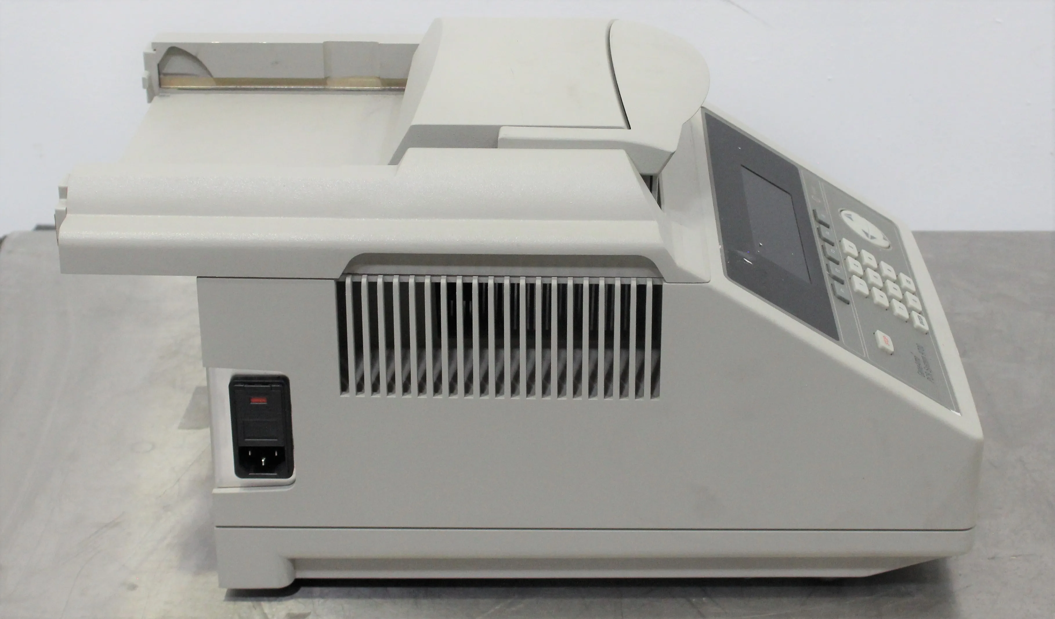 Applied Biosystems GeneAmp PCR System 9700 PCR Thermal Cycler