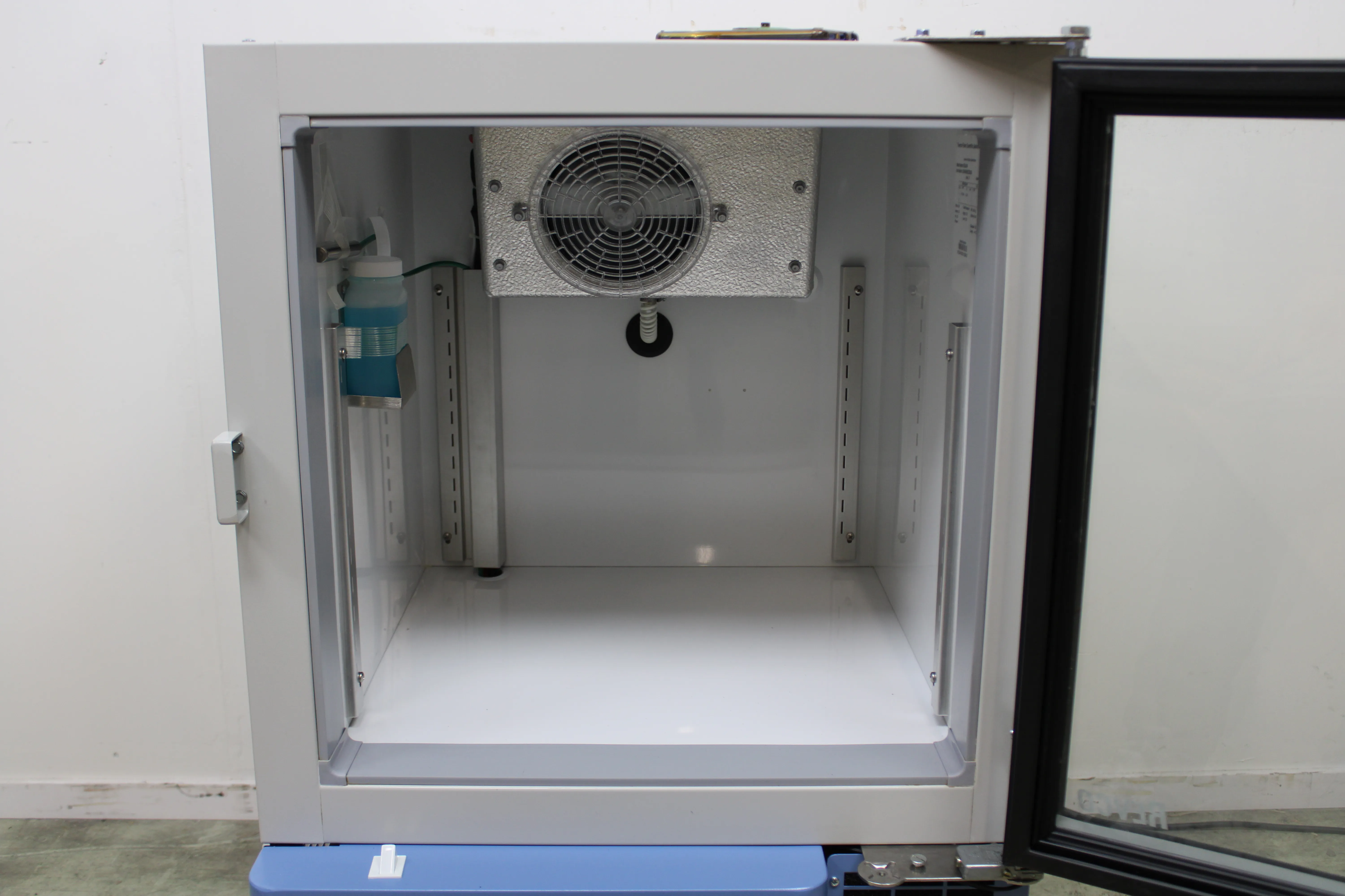 Thermo Fisher +4C Refrigerator RGL404V