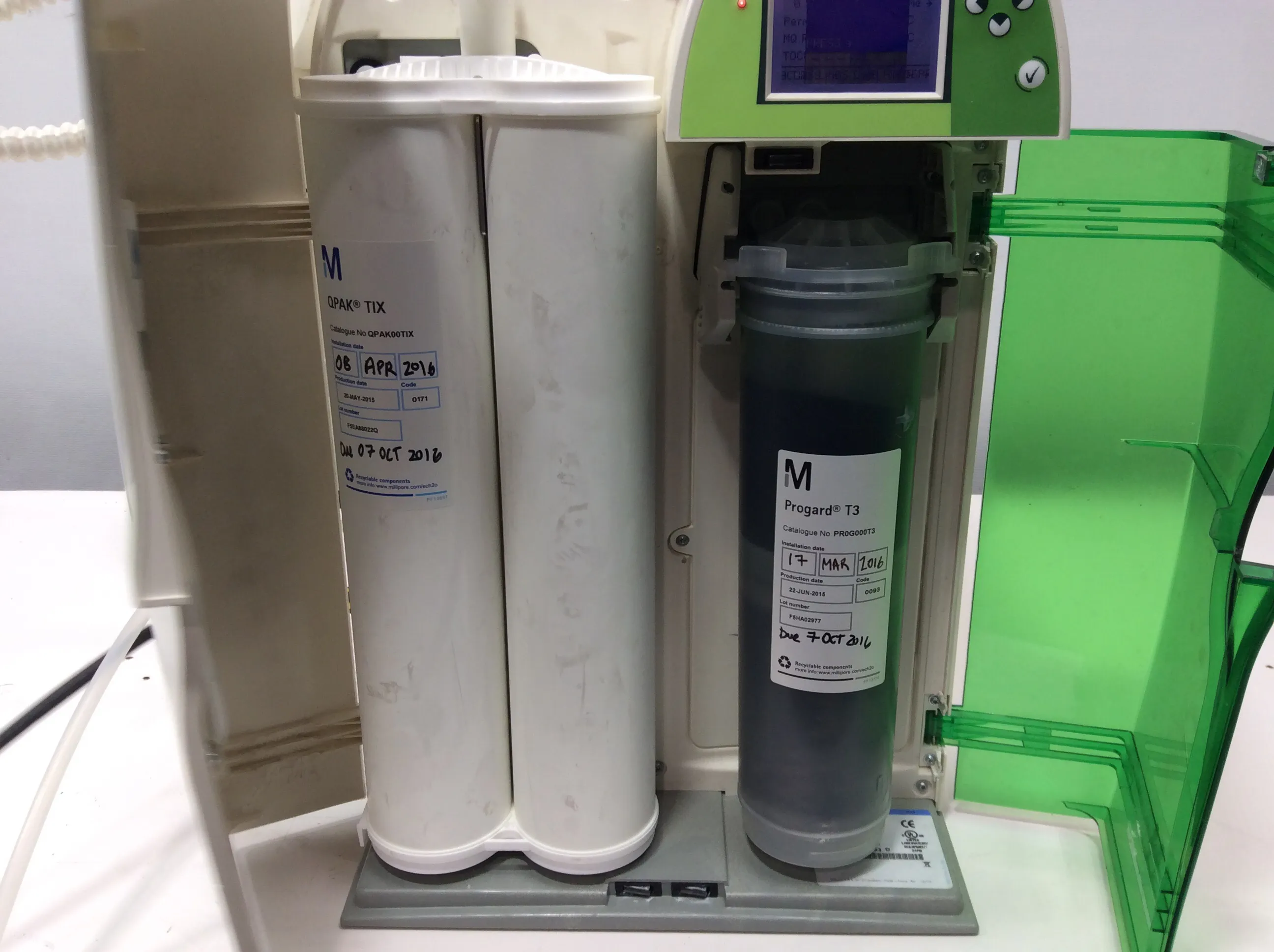 Millipore Milli-Q Direct 16 Water Purification System