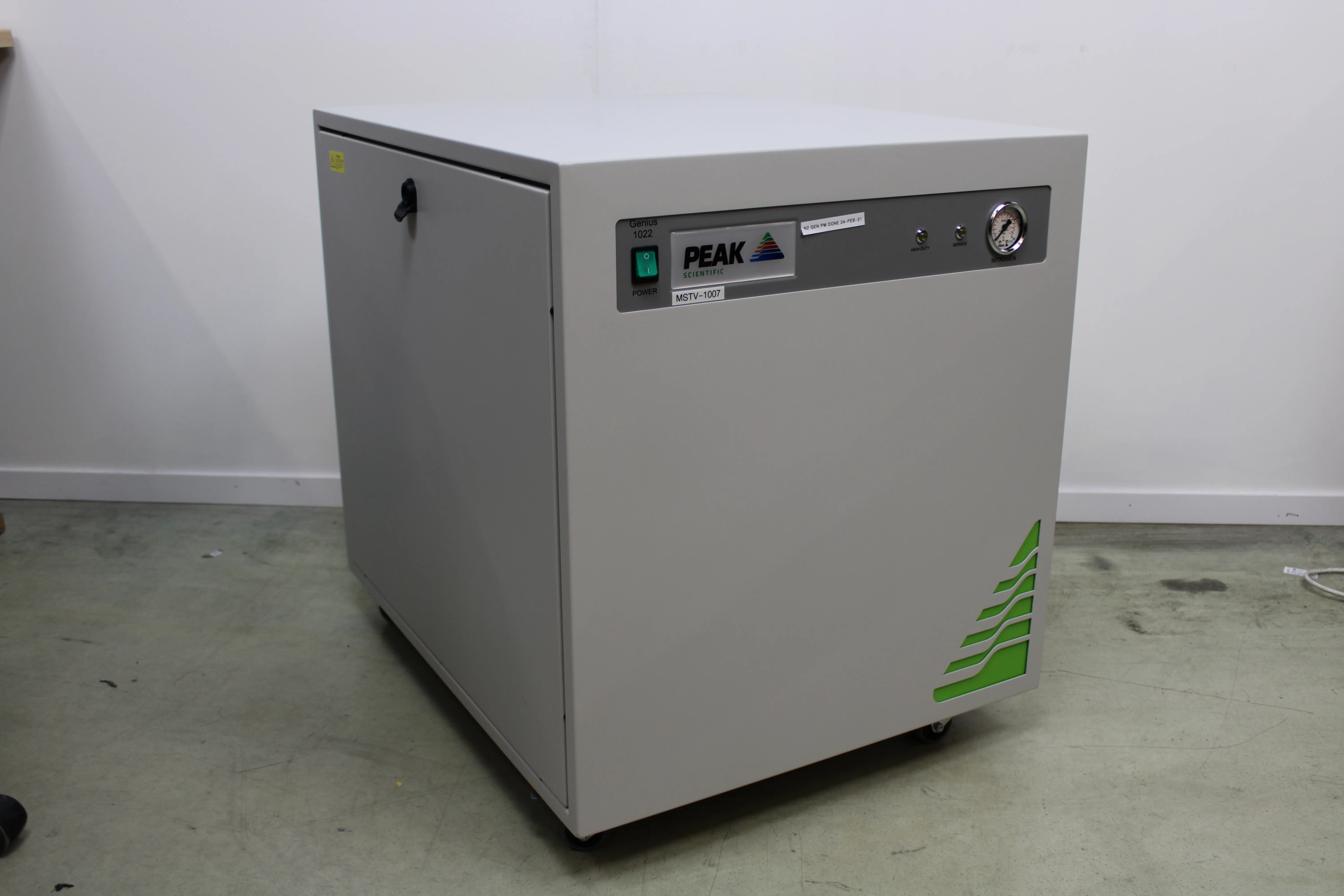 Peak Scientific Genius 1022 Nitrogen Generator for Thermo Fisher Scientific LC-MS/MS Applications