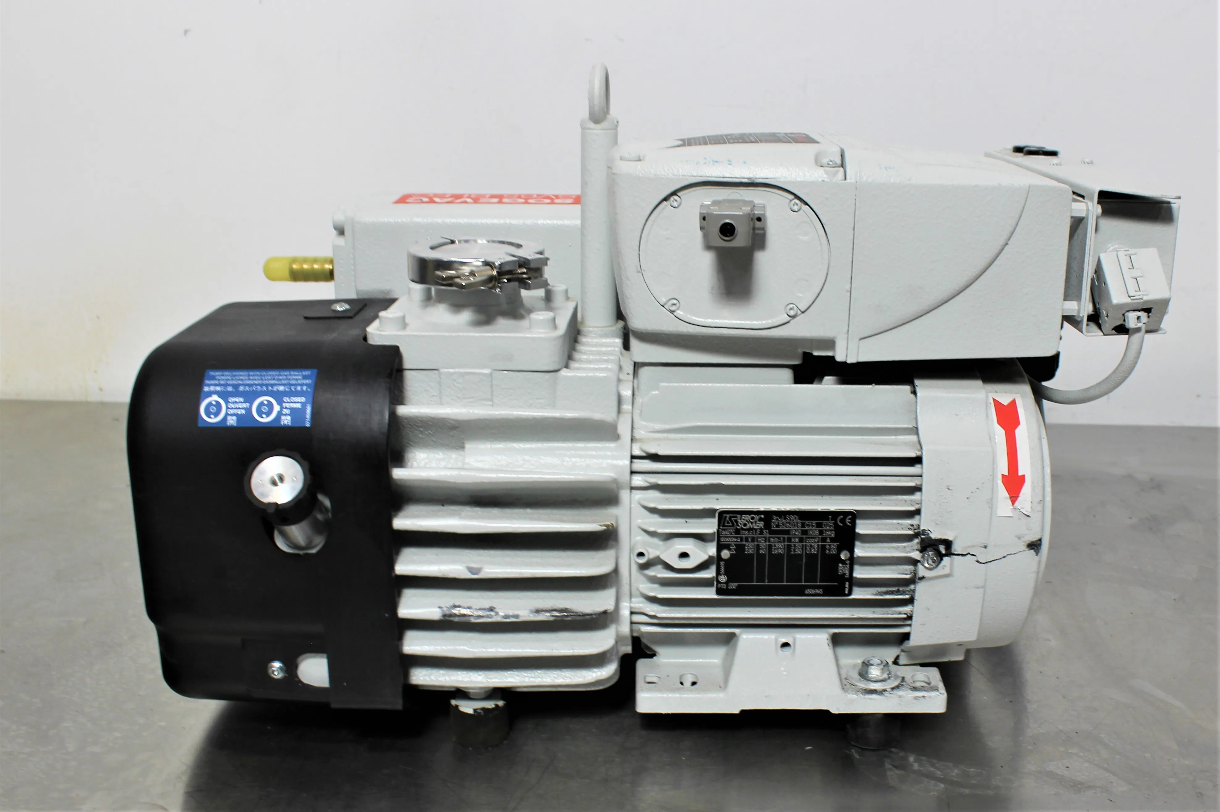 Used Leybold Sogevac SV40/65 BI FC Vacuum Pump 120V/220V 60Hz US 31001172850