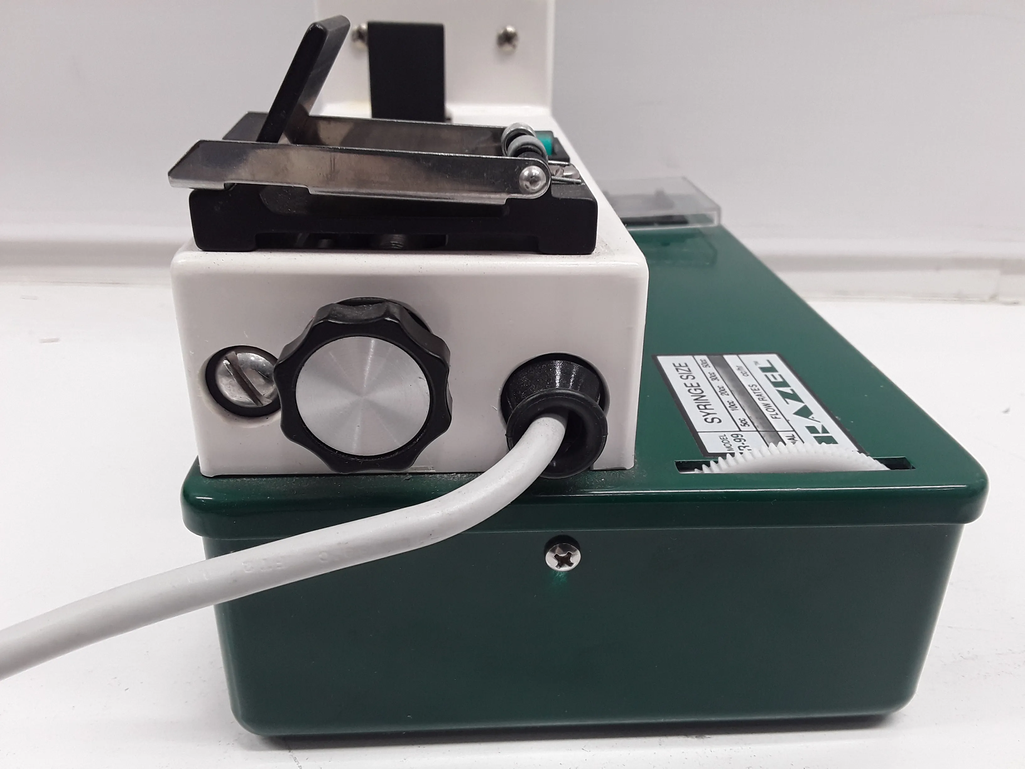 Razel Scientific R-99 Syringe Pump