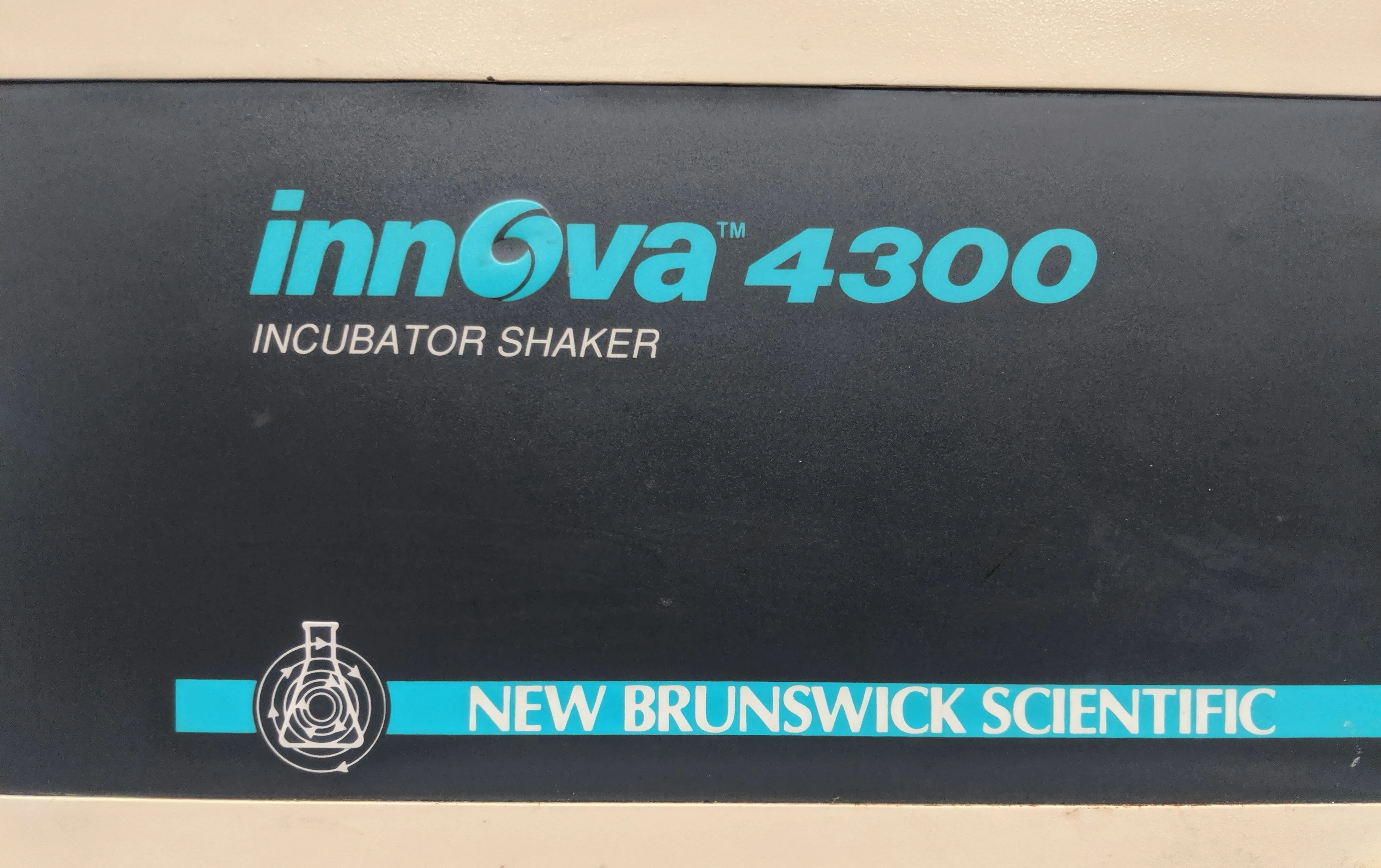 New Brunswick Innova 4300 Incubator Shaker Used Lab Equipment 791262987