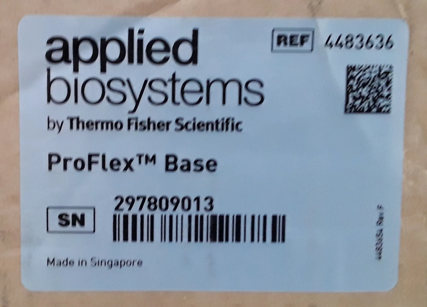 Applied Biosystems ProFlex 96-Well PCR Thermal Cycler