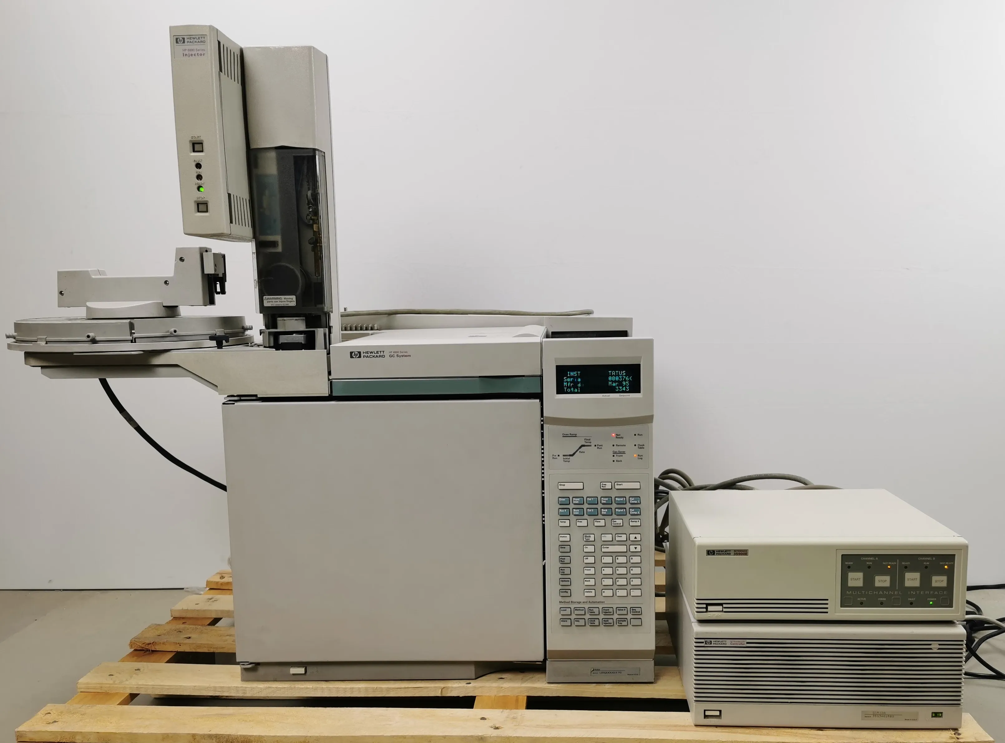 HP Agilent 6890 Series Gas Chromatograph w. Autosamplers controller