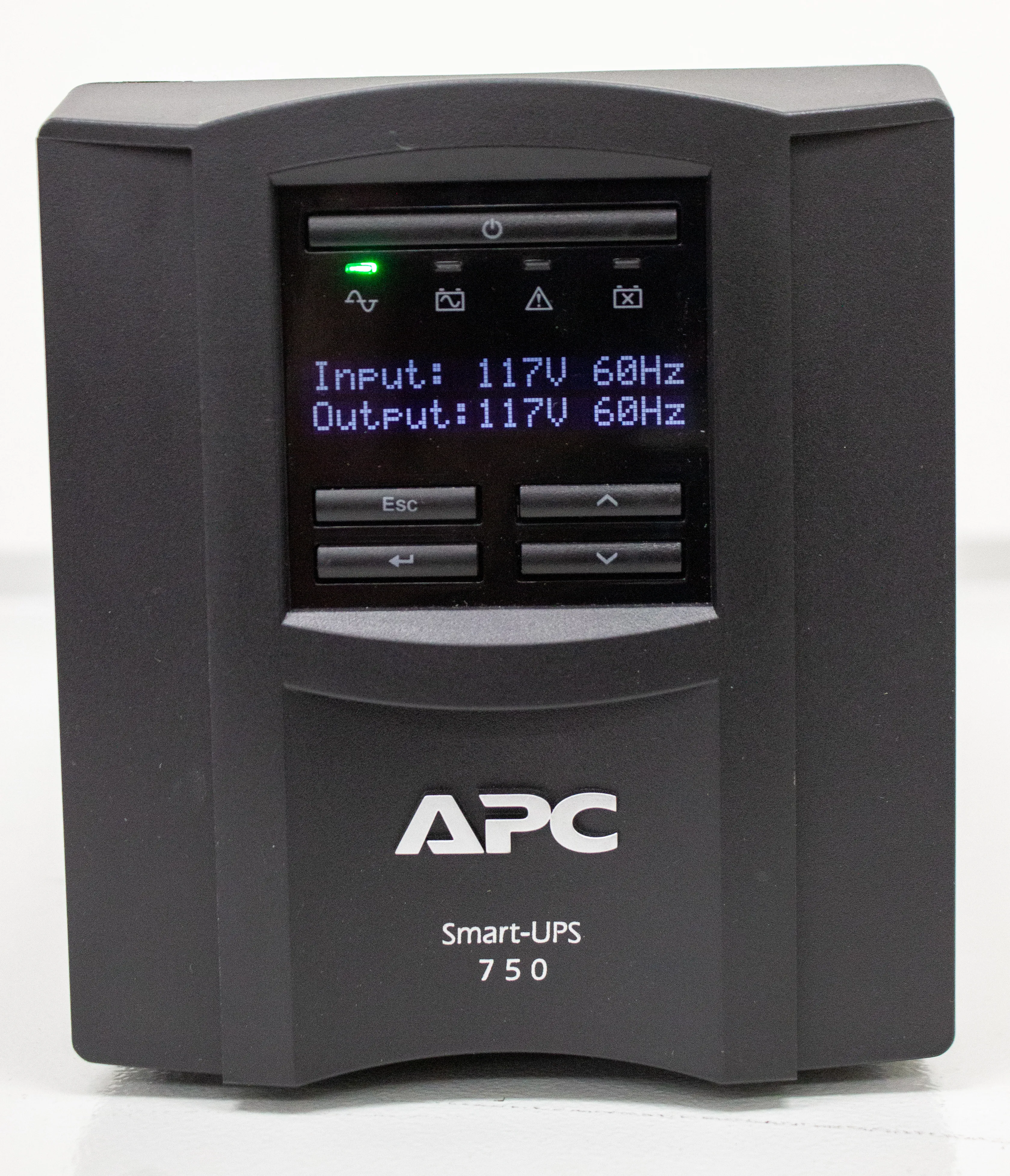 Preowned APC Smart-UPS 750C Line Interactive Tower 750VA, 120V