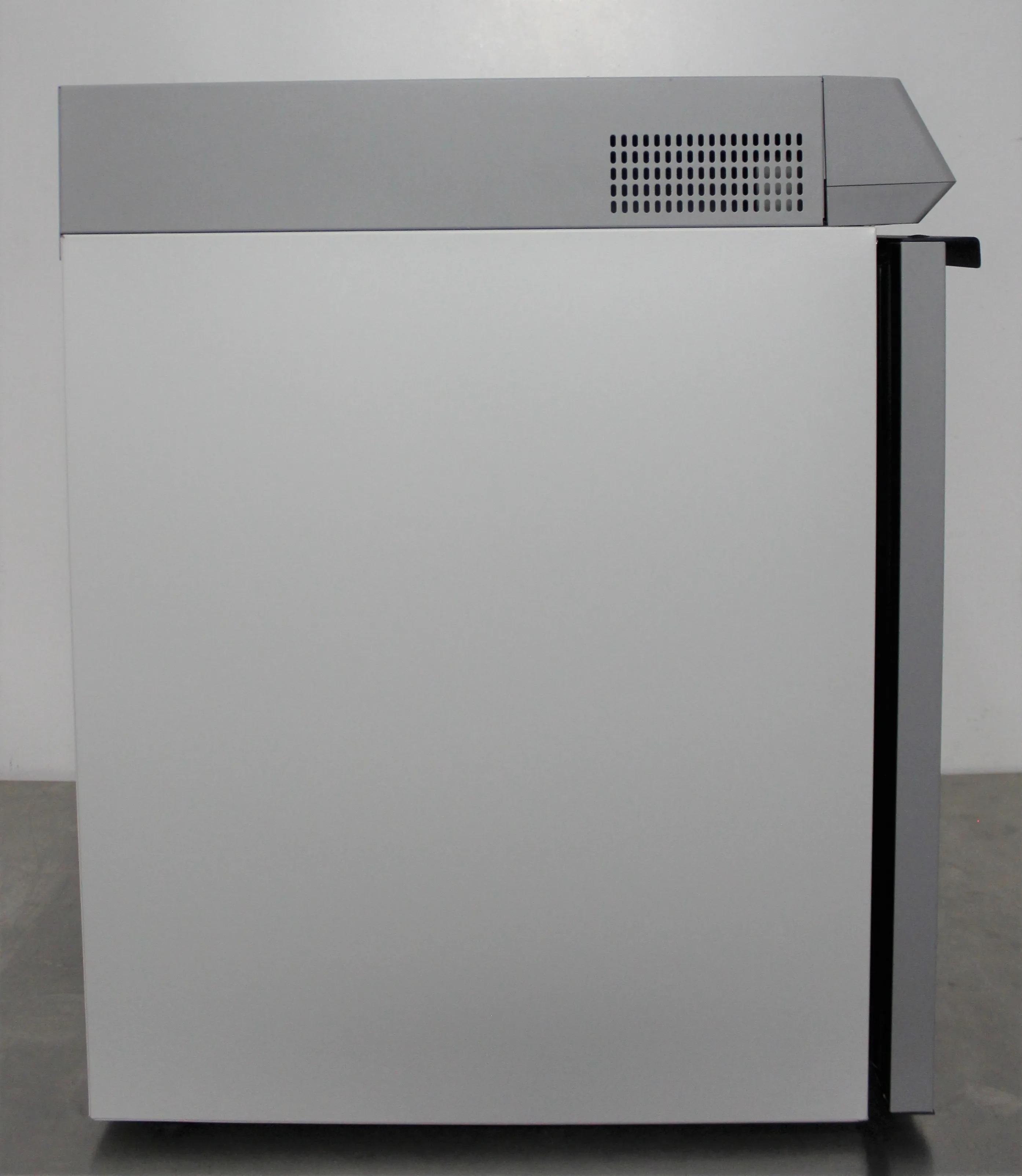 Thermo Scientific TSX Series Undercounter Lab Refrigerator