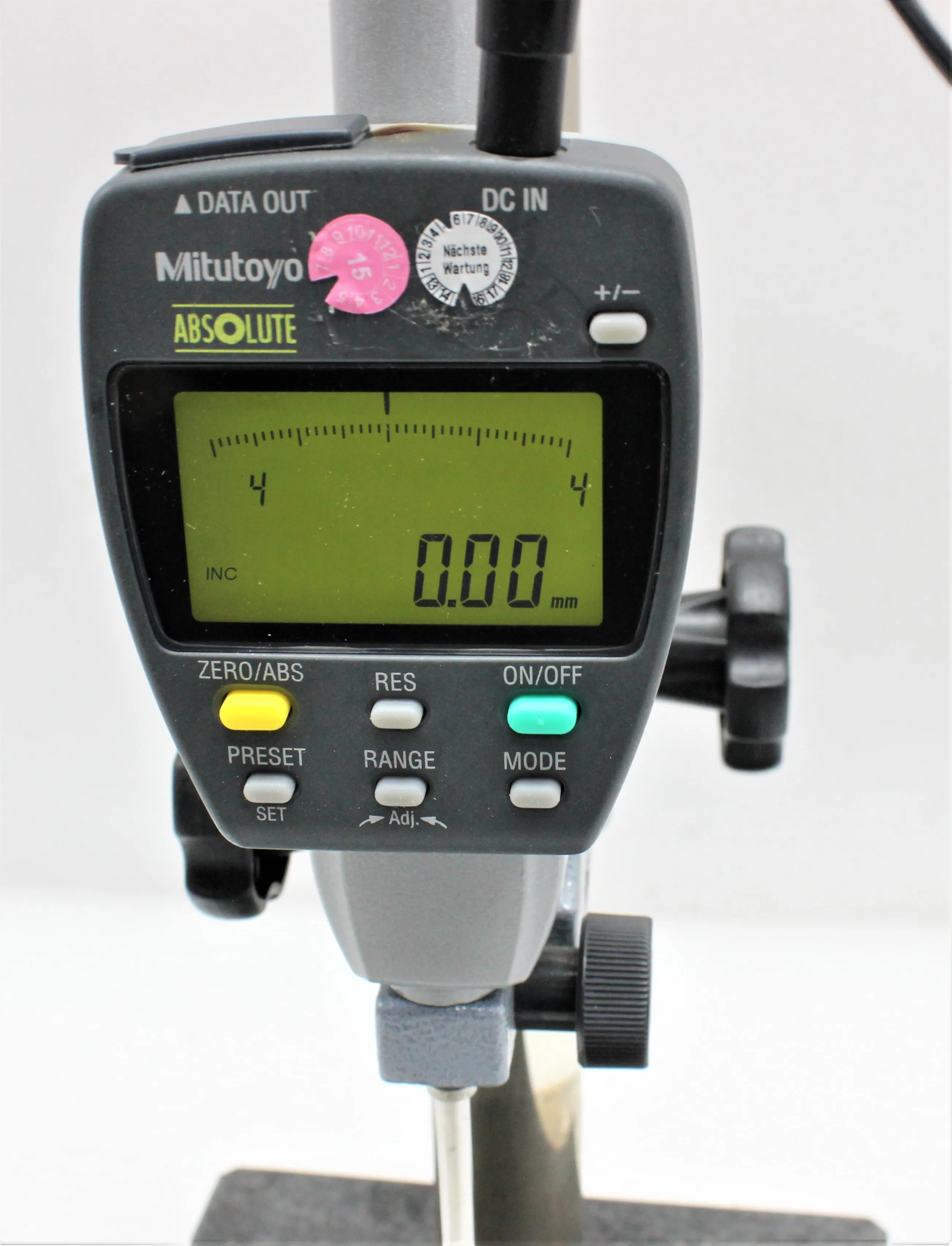 Mitutoyo Granite Comparator Stand 215-151 w/ Electronic Digital Indicator