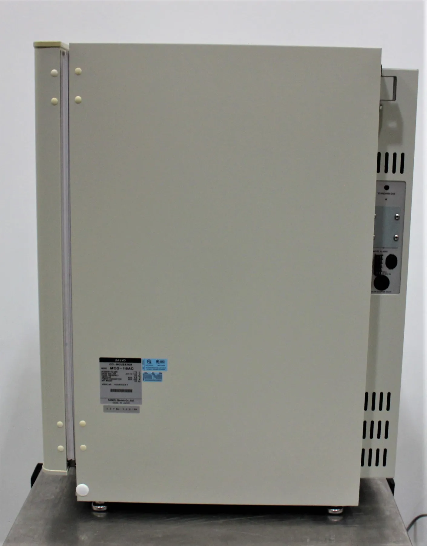 Sanyo MCO-18AC CO2 Incubator