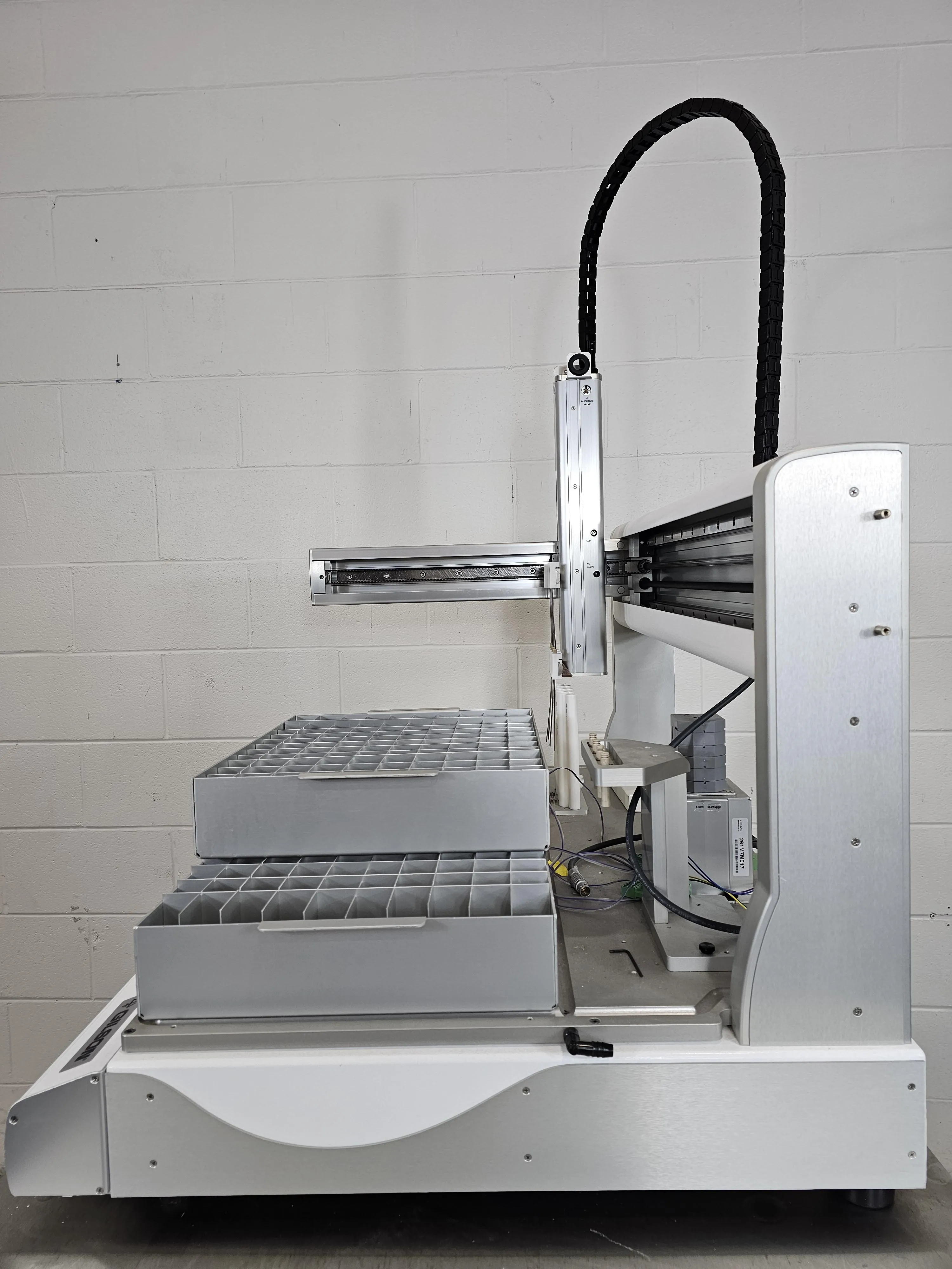 Gilson GX-281 Liquid Handler with GX Solvent System for HPLC Systems