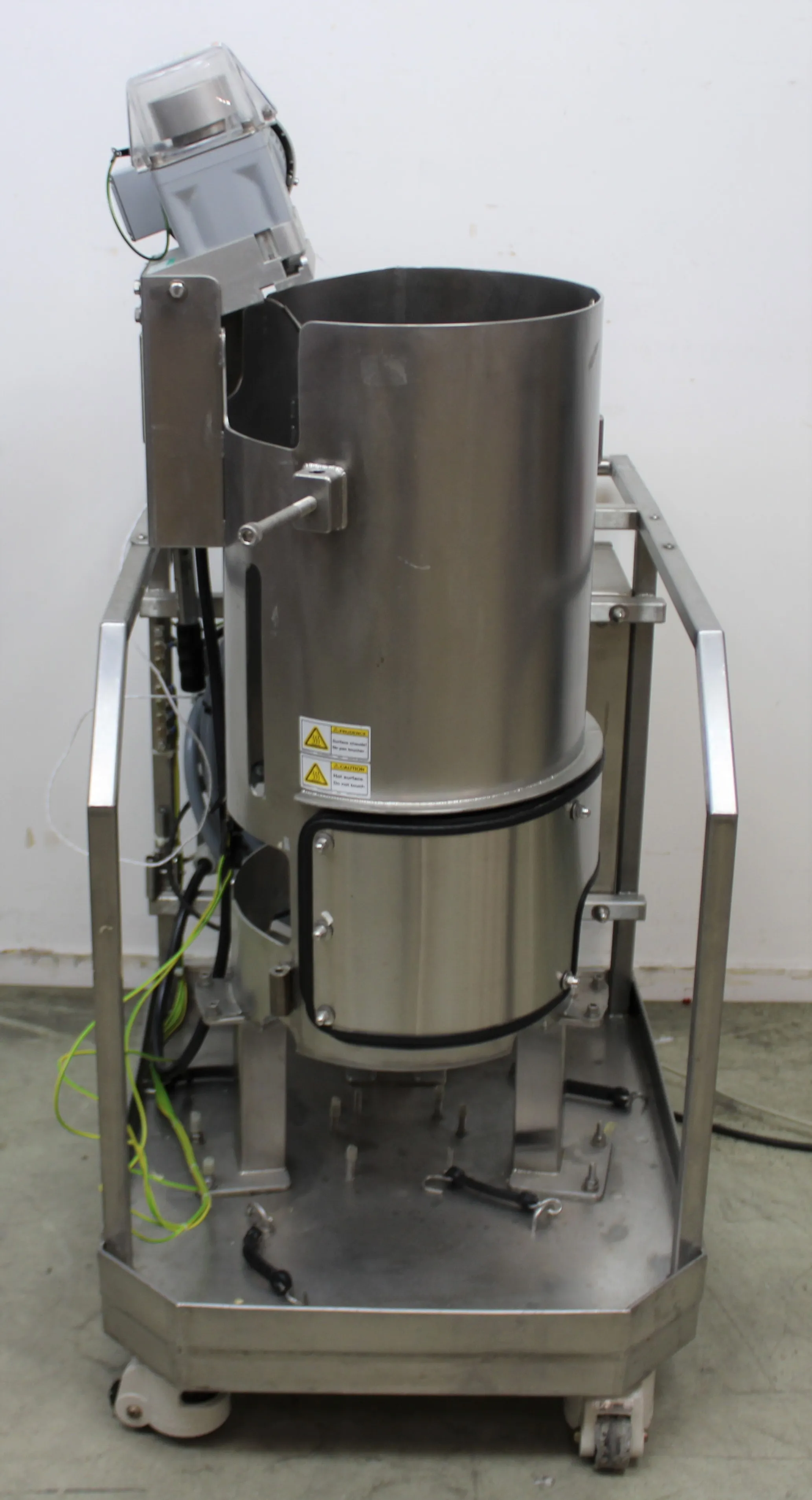 HyClone SV50171.02 Single-Use Bioreactor MotorMixer GTR 4Phase 1/4HP Motor on Rolling Cart