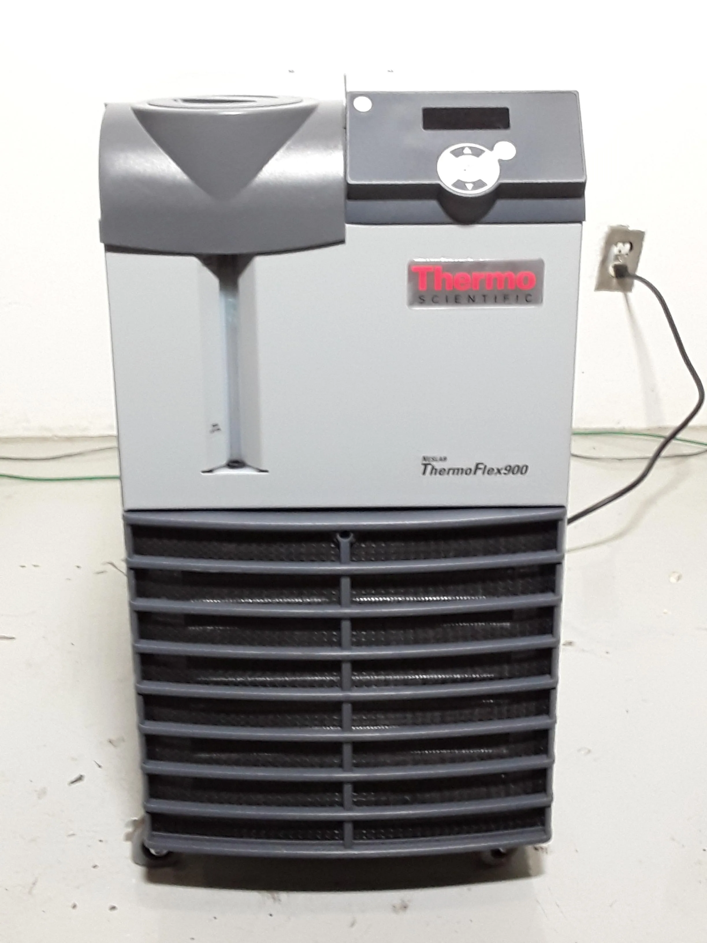 Thermo Scientific ThermoFlex 900 Recirculating Chiller