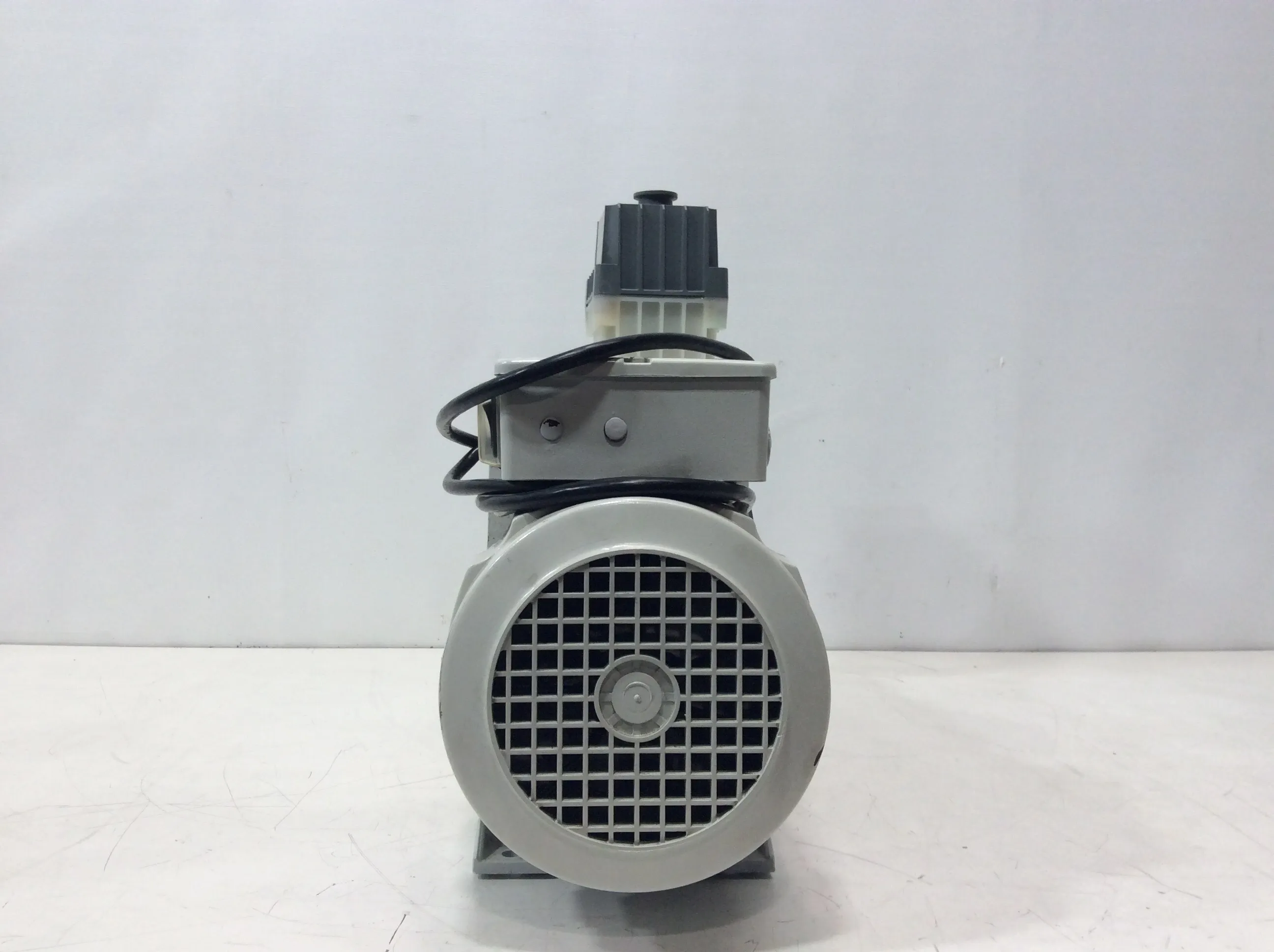 Edwards E2M30 Vacuum Pump