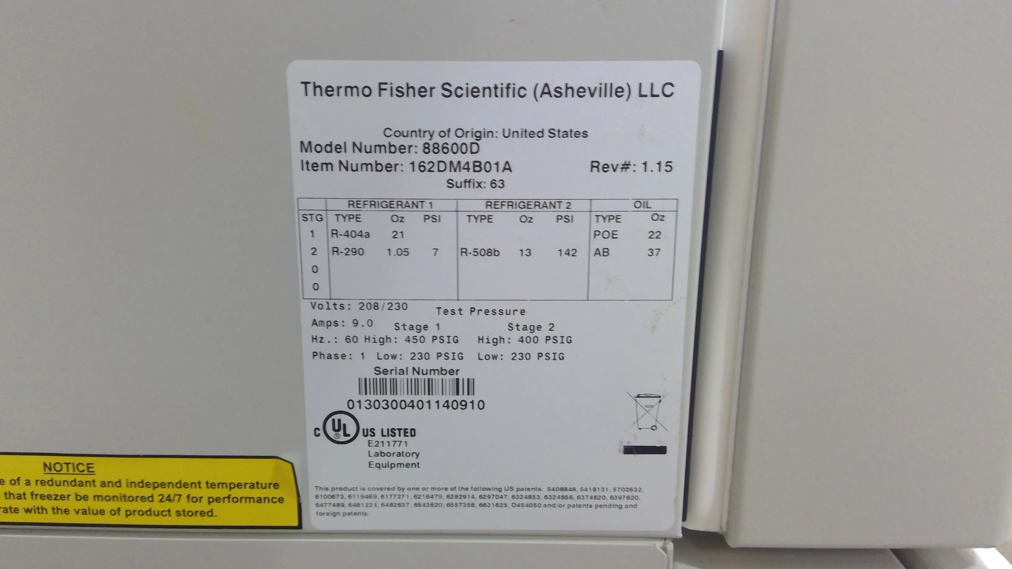 Thermo Scientific -80 Freezer w/ Touch Screen Panel 88600D ULT Freezer 220V 60Hz