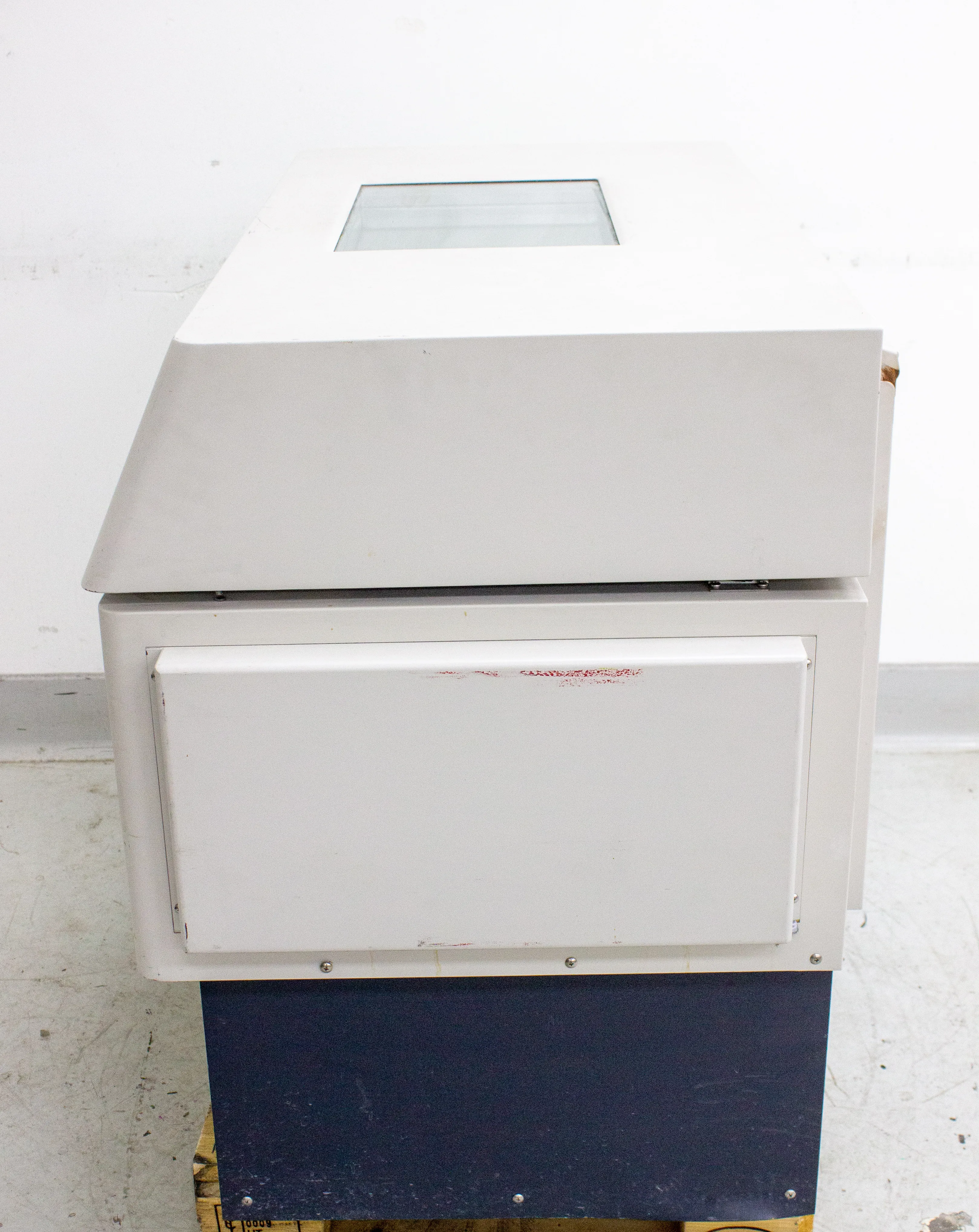 New Brunswick Innova 4330 Refrigerated Incubator Shaker, Used