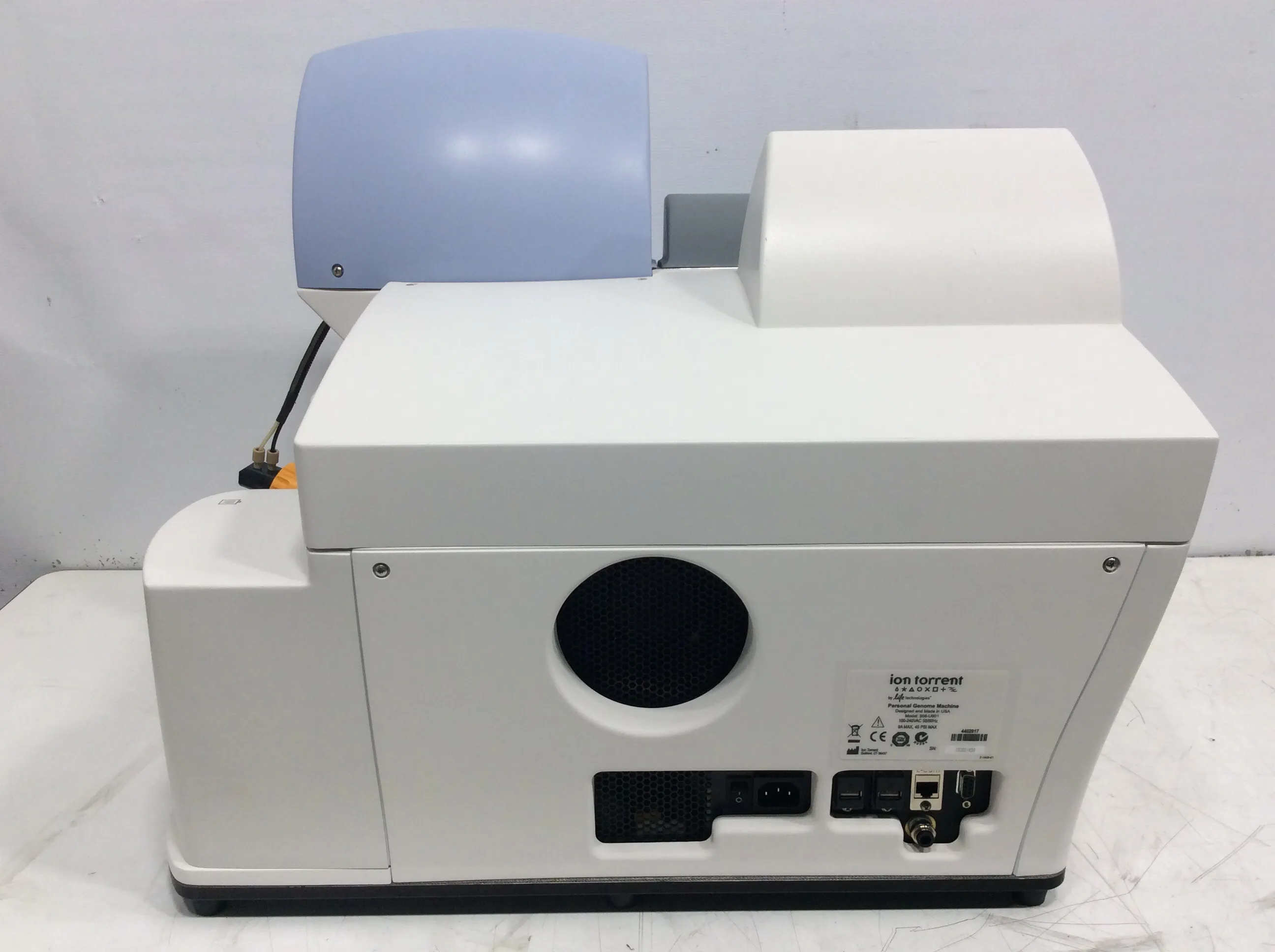 Ion Torrent Life Technologies 508-U001 Personal Genome Machinea DNA Sequencer