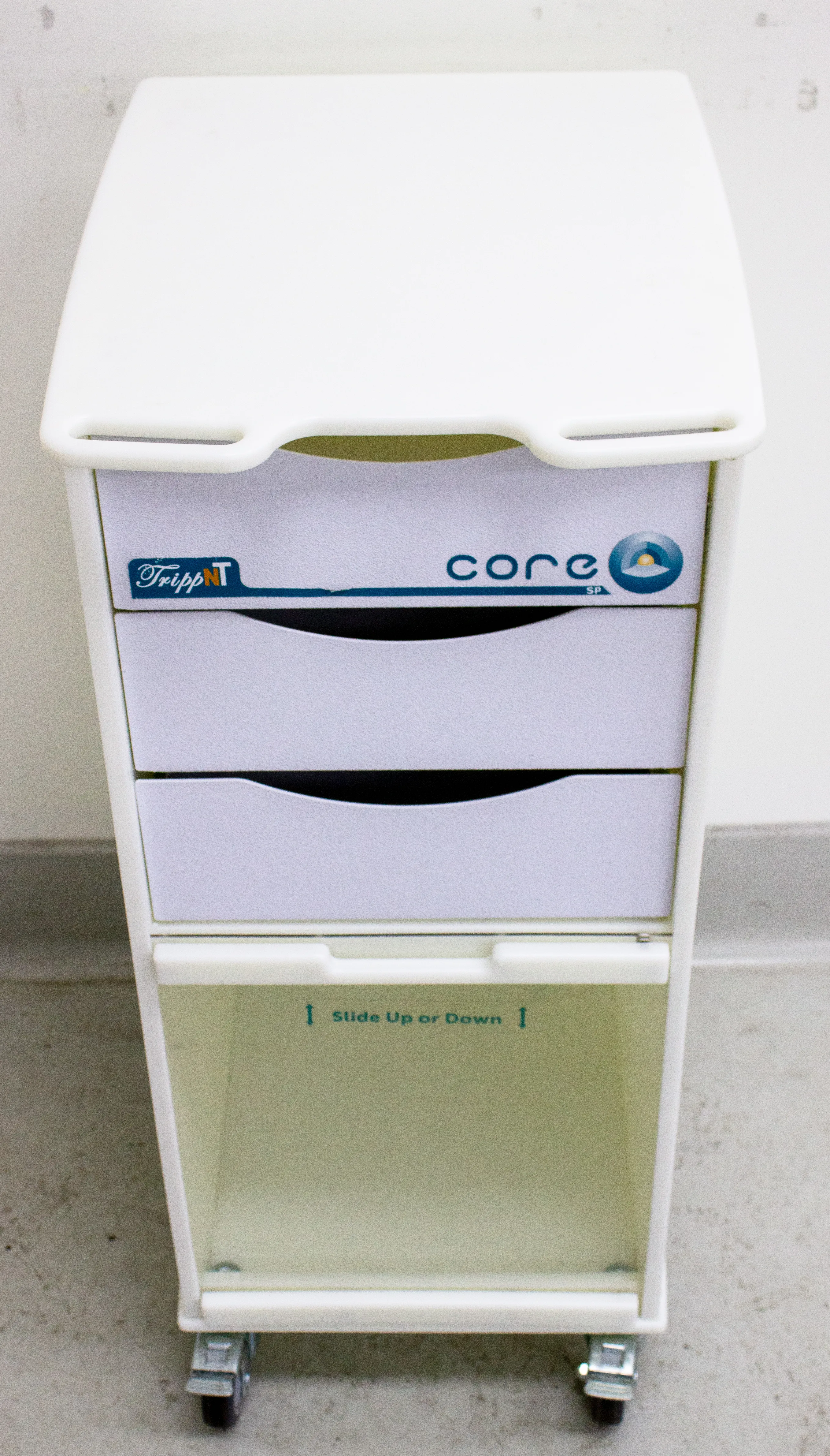 TrippNT Core SP Cart with White Drawers