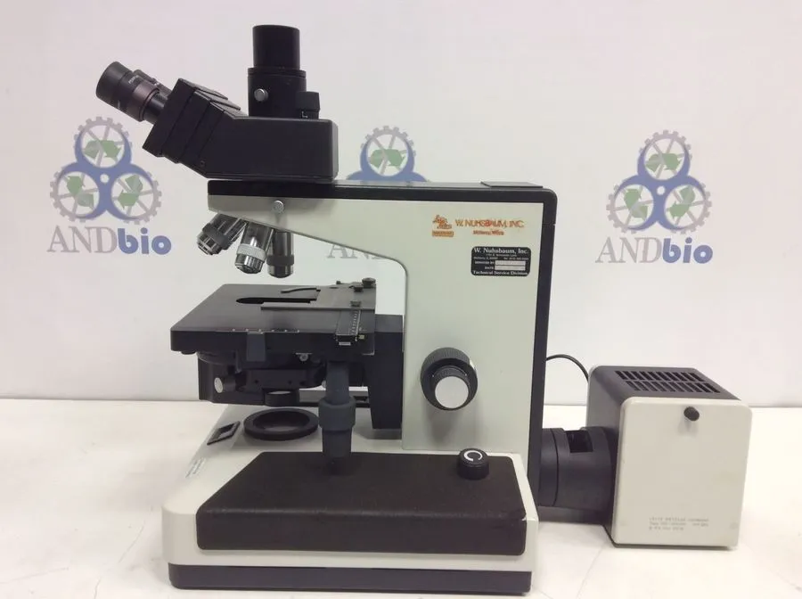 Leitz Leica Diaplan 020-437.035 Microscope with 2 Eye Pieces & 4 Objective Lenses