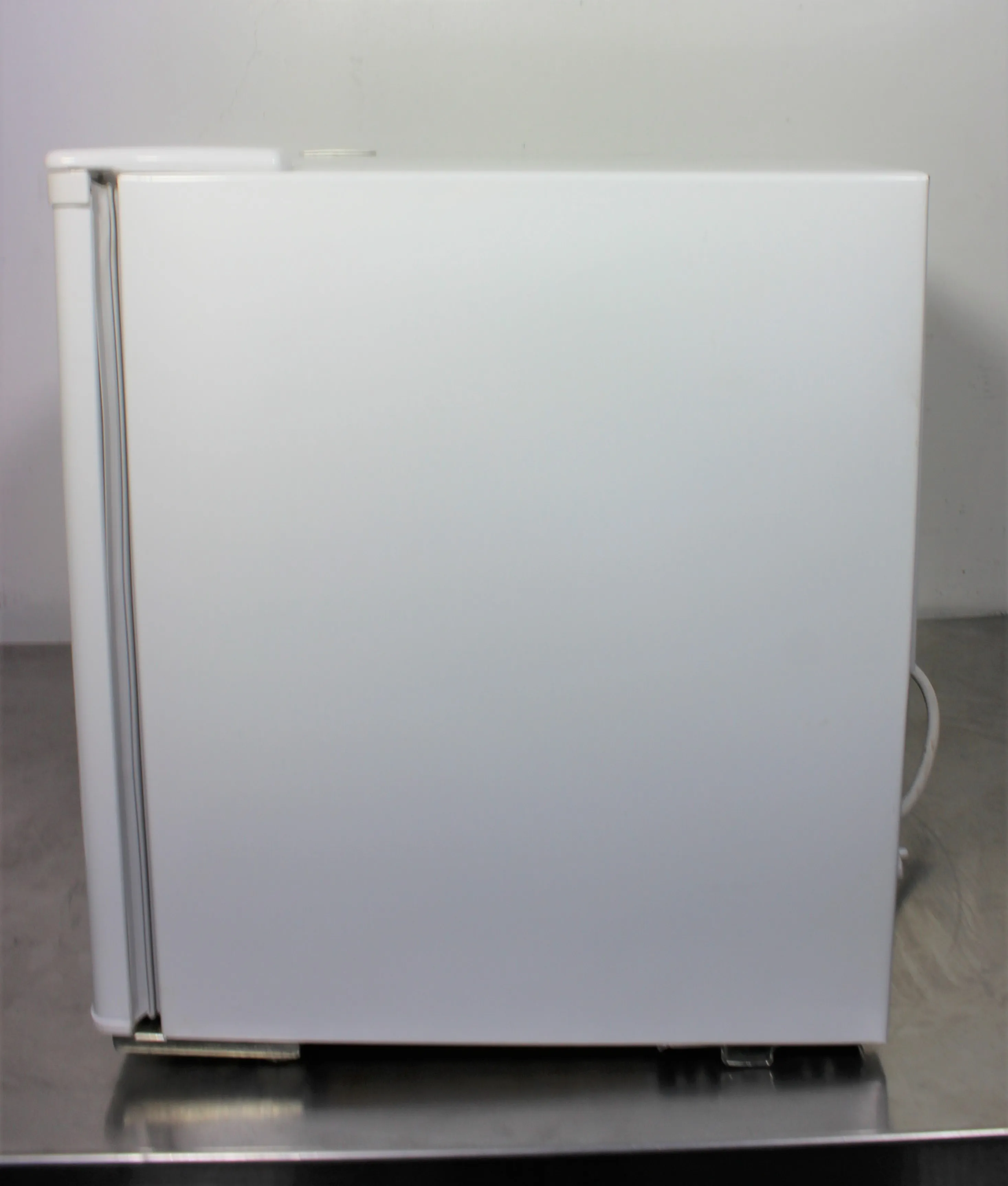 Thermo Scientific Value Laboratory Refrigerator Freezer Combo 02LREETSA